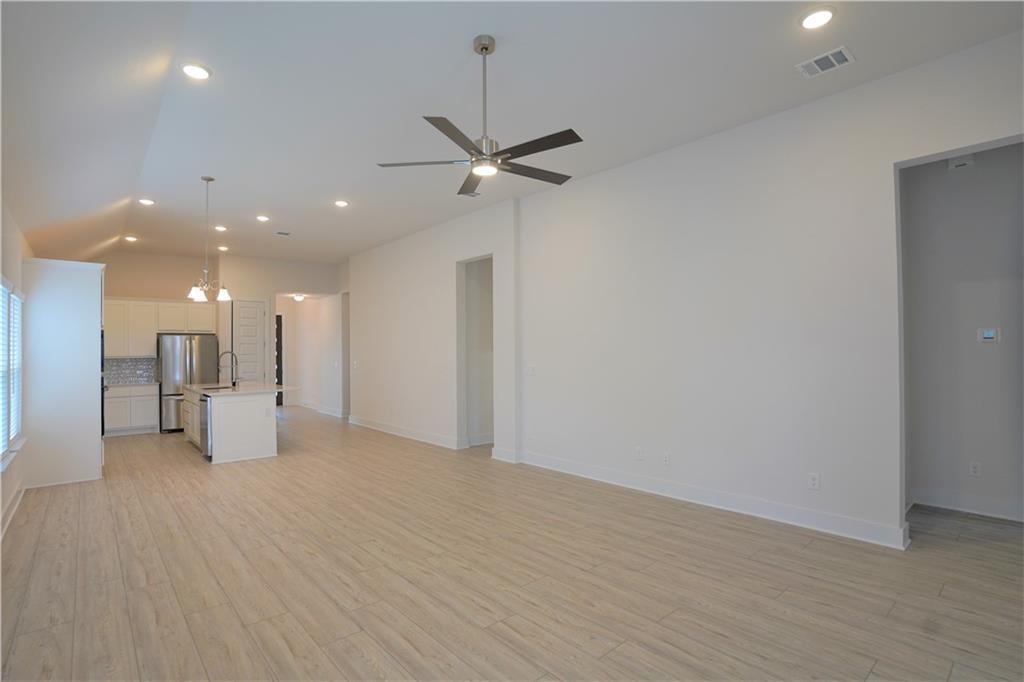 621 PINNACLE VIEW Dr, Georgetown, TX 78628