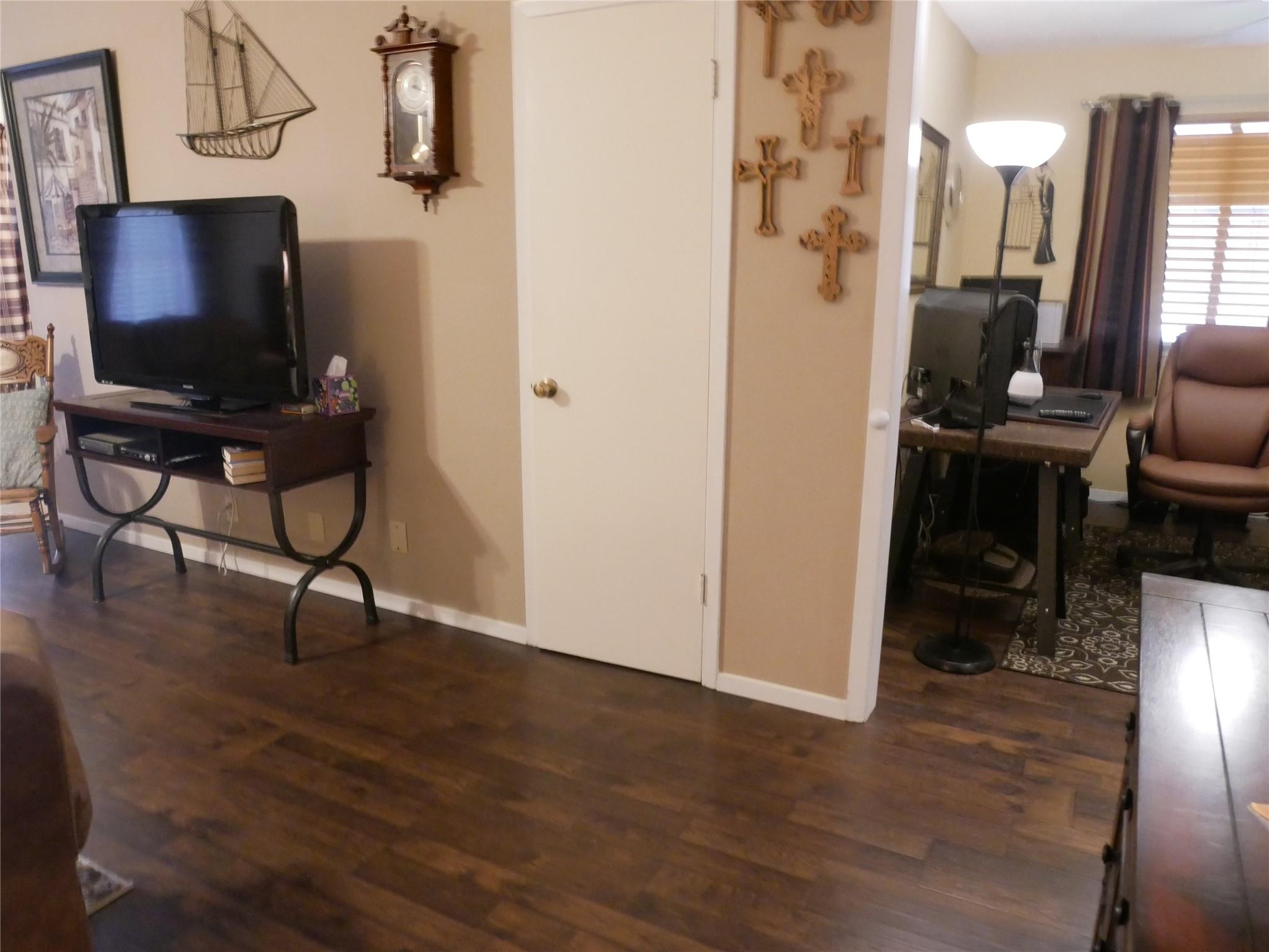 1501 W Braker Ln # 1262B, Austin, TX 78758