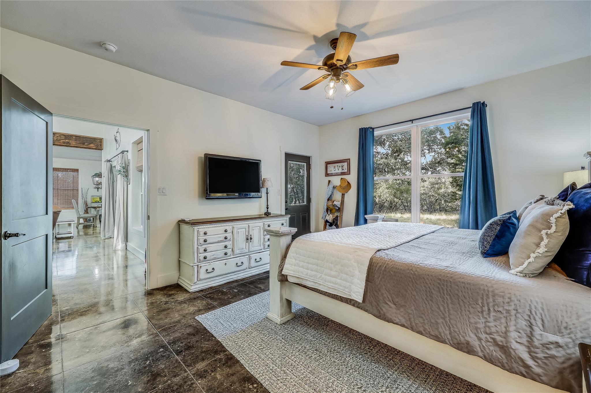 20008 Victoria Chase Rd, Lago Vista, TX 78645