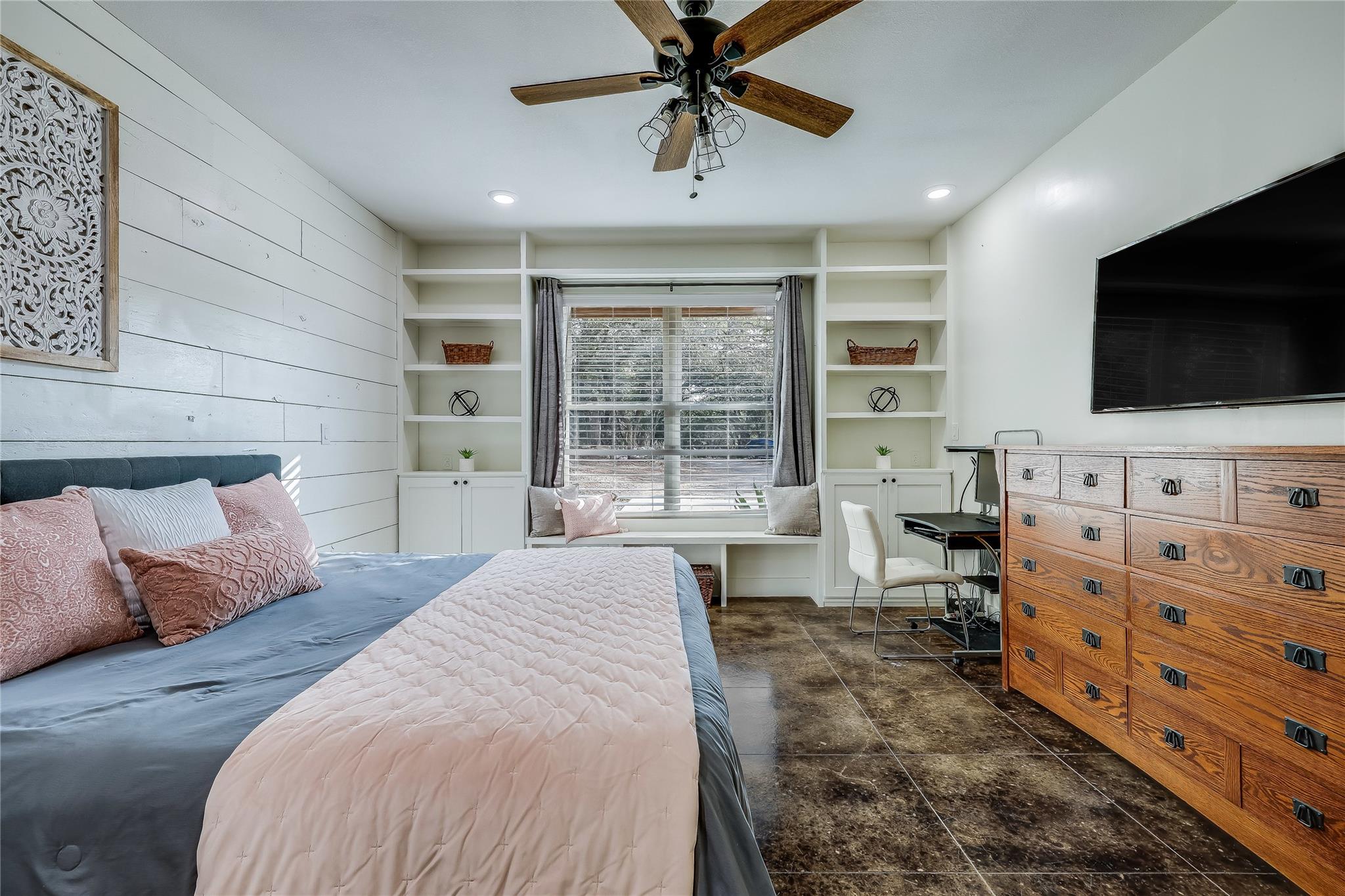 20008 Victoria Chase Rd, Lago Vista, TX 78645