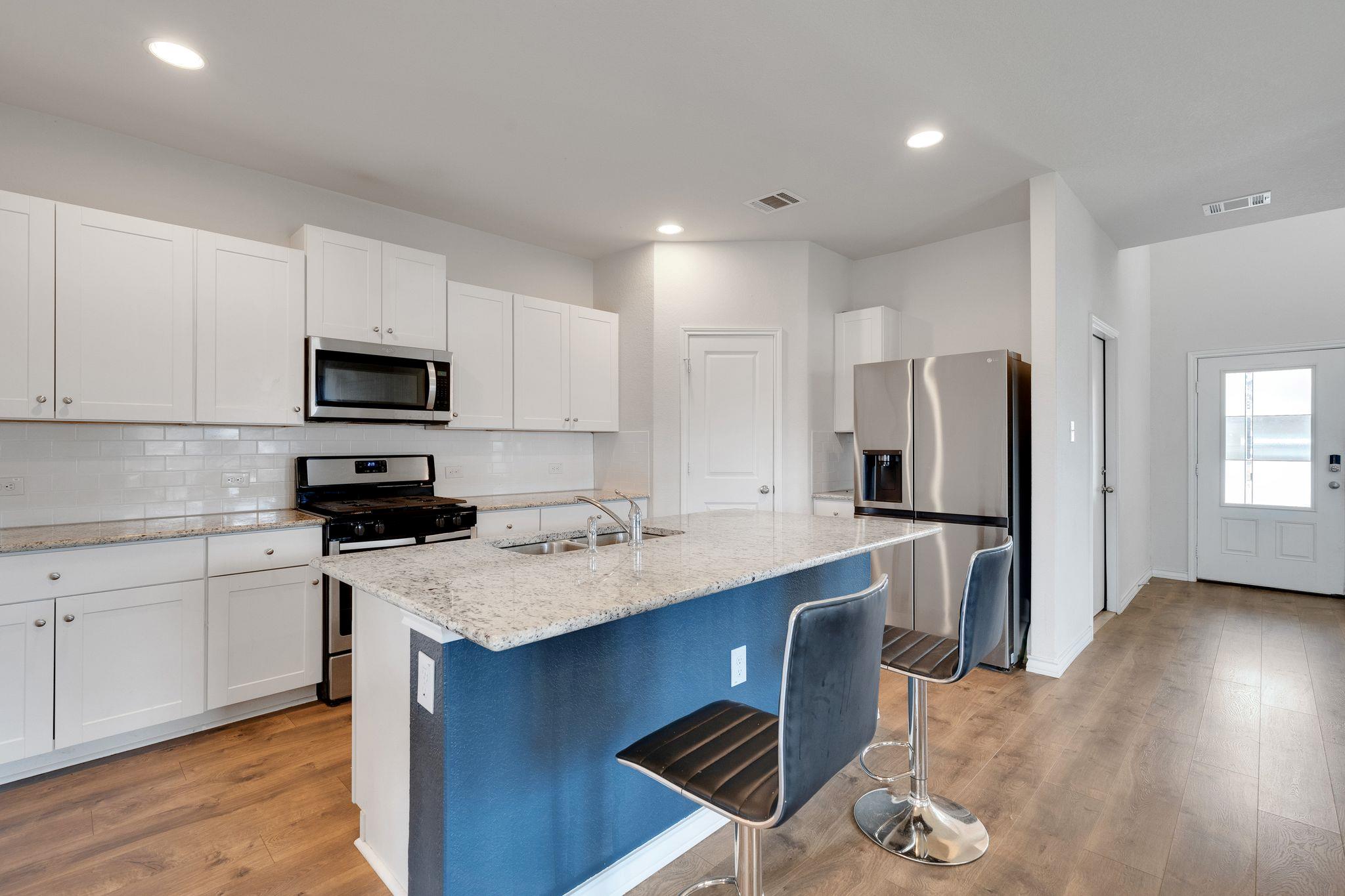 390 Lost Maples Dr, New Braunfels, TX 78130