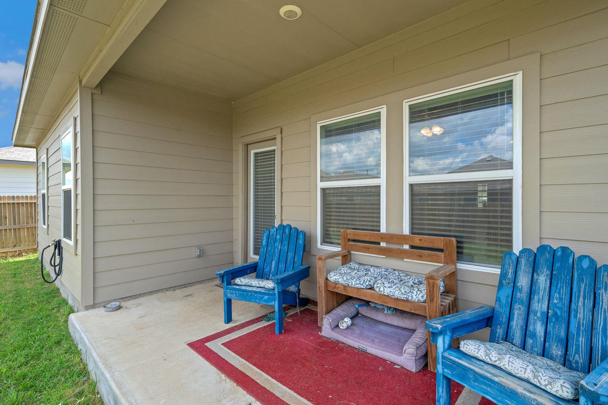 390 Lost Maples Dr, New Braunfels, TX 78130