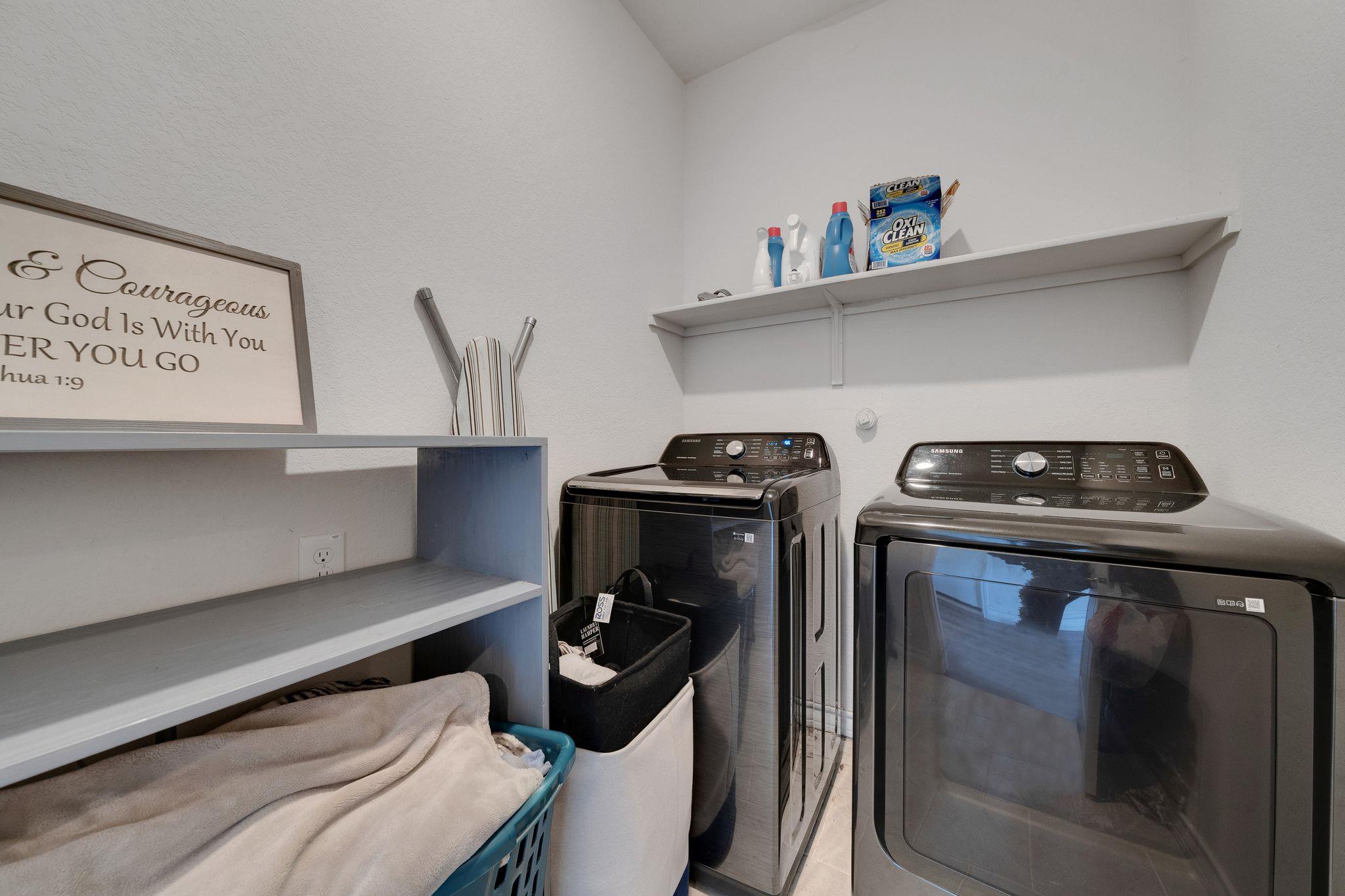 390 Lost Maples Dr, New Braunfels, TX 78130