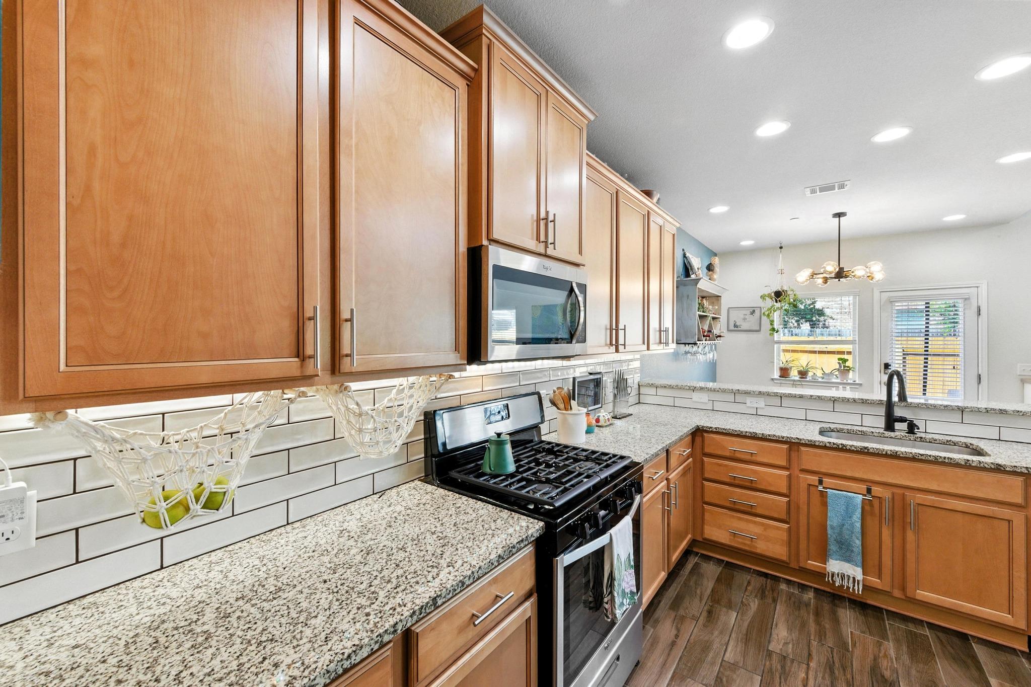 2304 S Lakeline Blvd # 531, Cedar Park, TX 78613