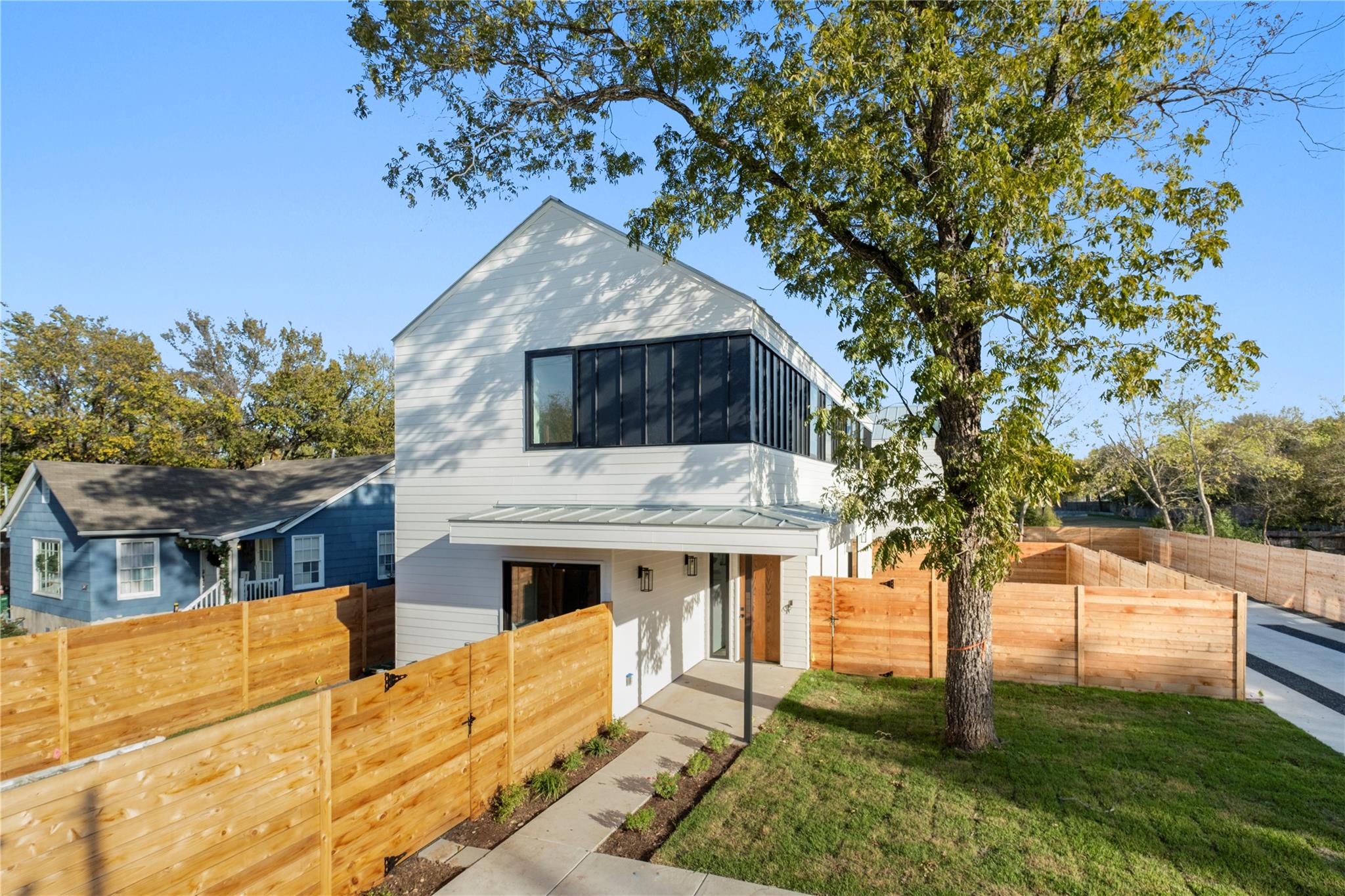 2101 Thrasher Ln # 1, Austin, TX 78741