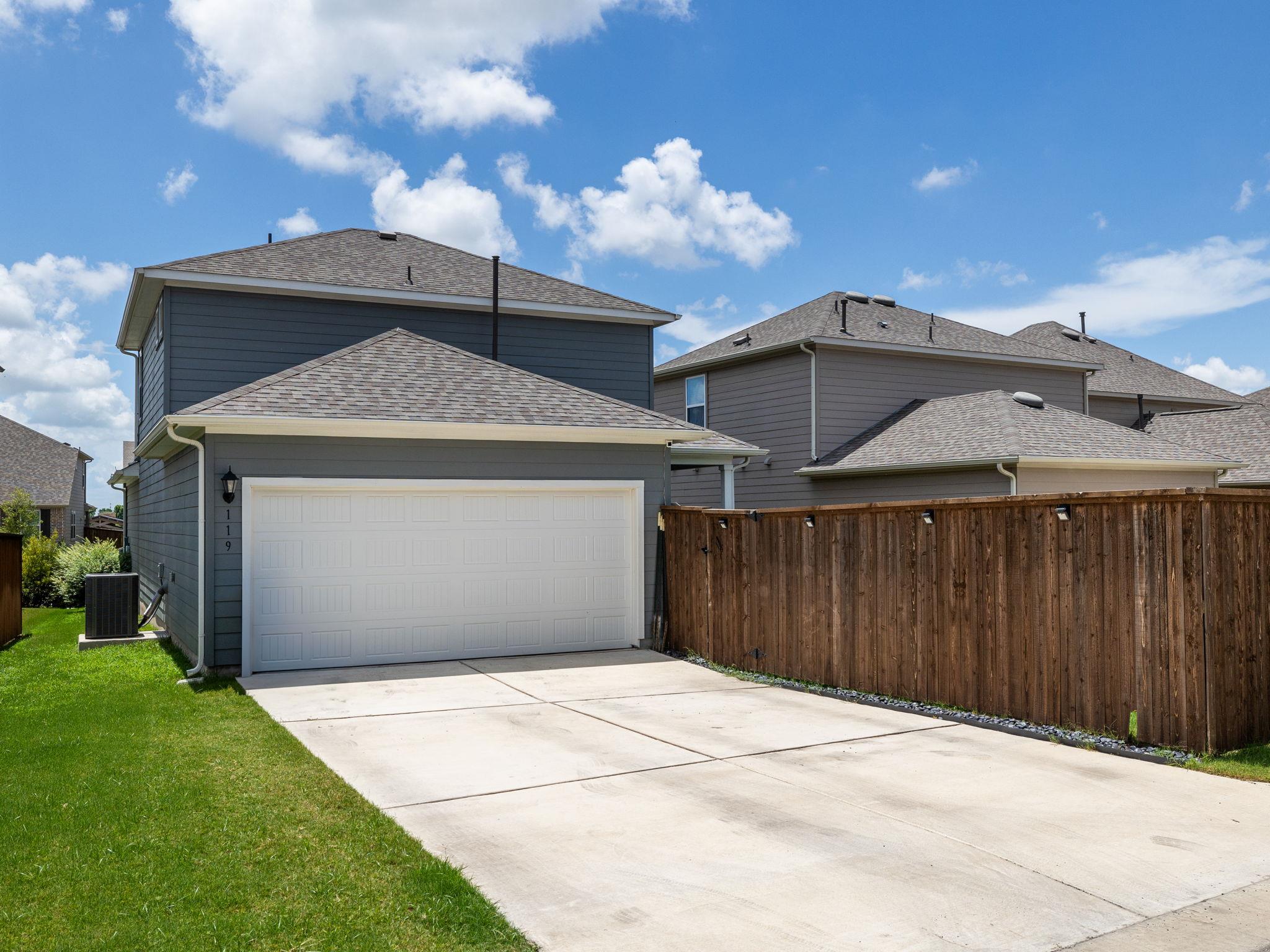 119 Watkinville Rd, Hutto, TX 78634