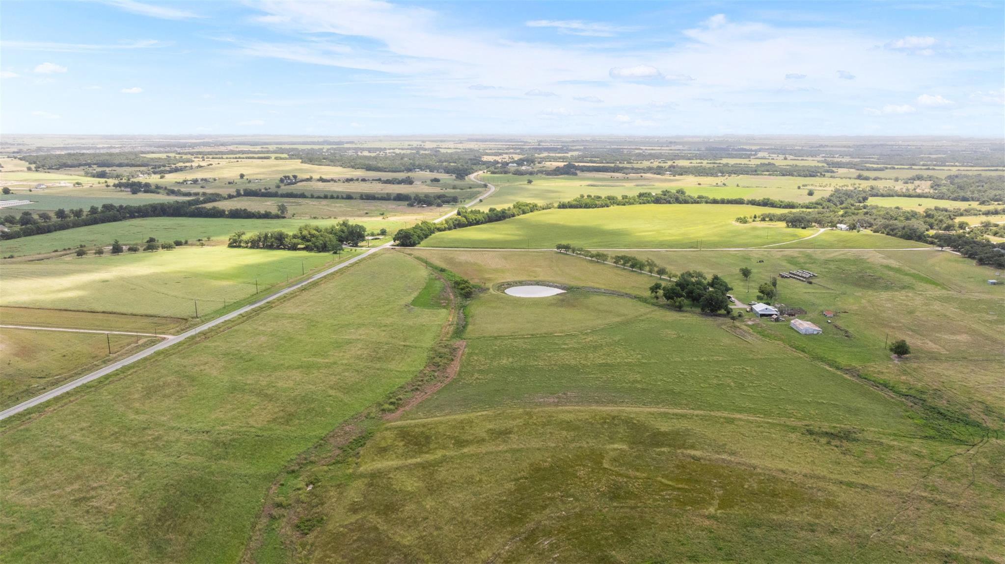100 Rundberg Dr, Jarrell, TX 76537