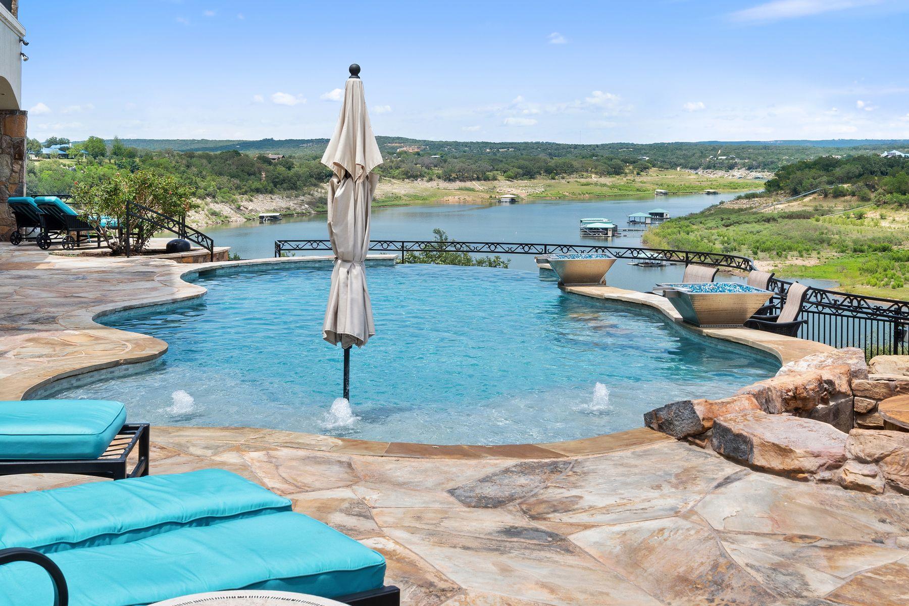 1216 Travis Bluff Way, Spicewood, TX 78669