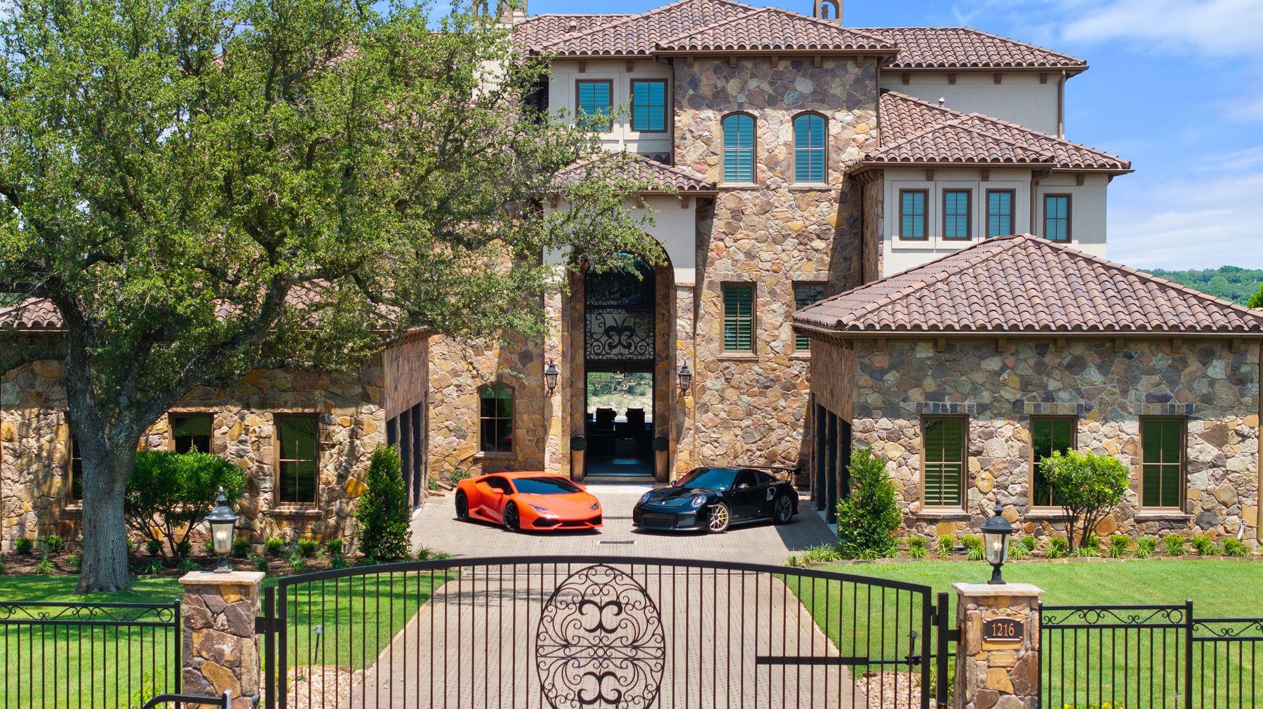 1216 Travis Bluff Way, Spicewood, TX 78669