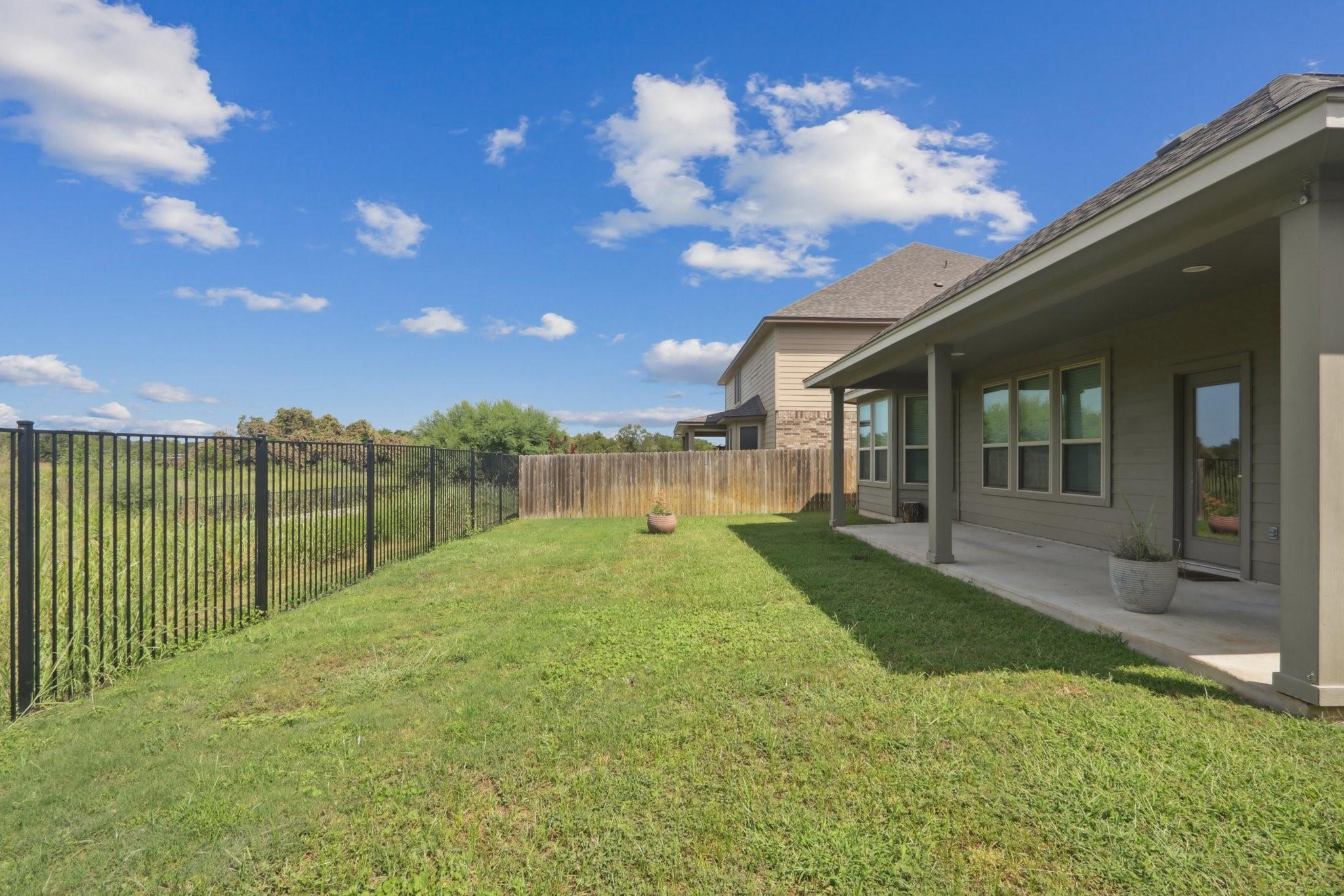 12804 Mission River Dr, Manchaca, TX 78652