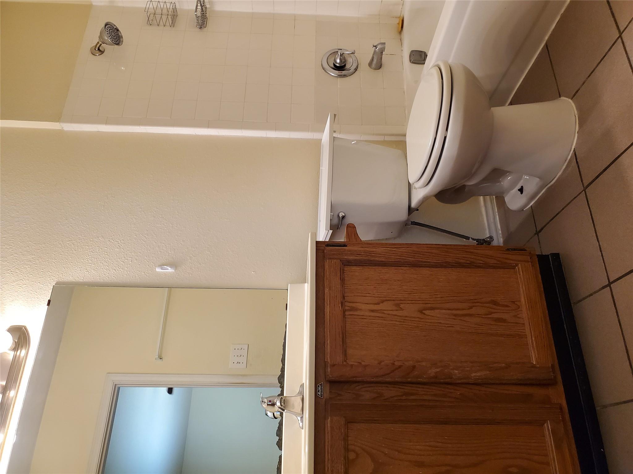 2210 N Celia Dr, Cedar Park, TX 78613