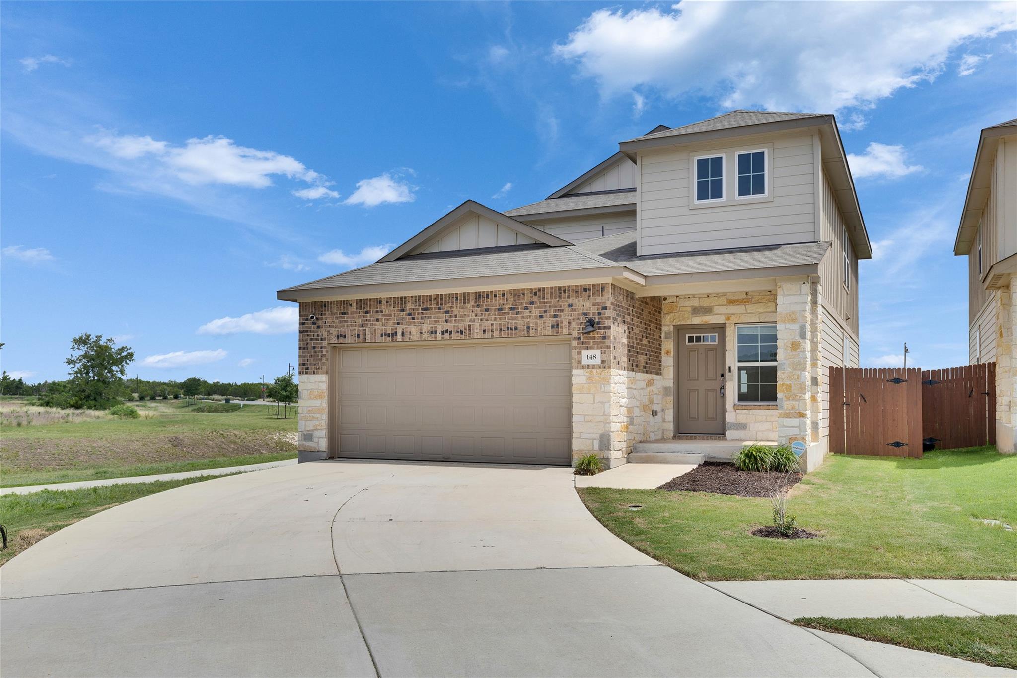 148 Skycroft Cir, Liberty Hill, TX 78642