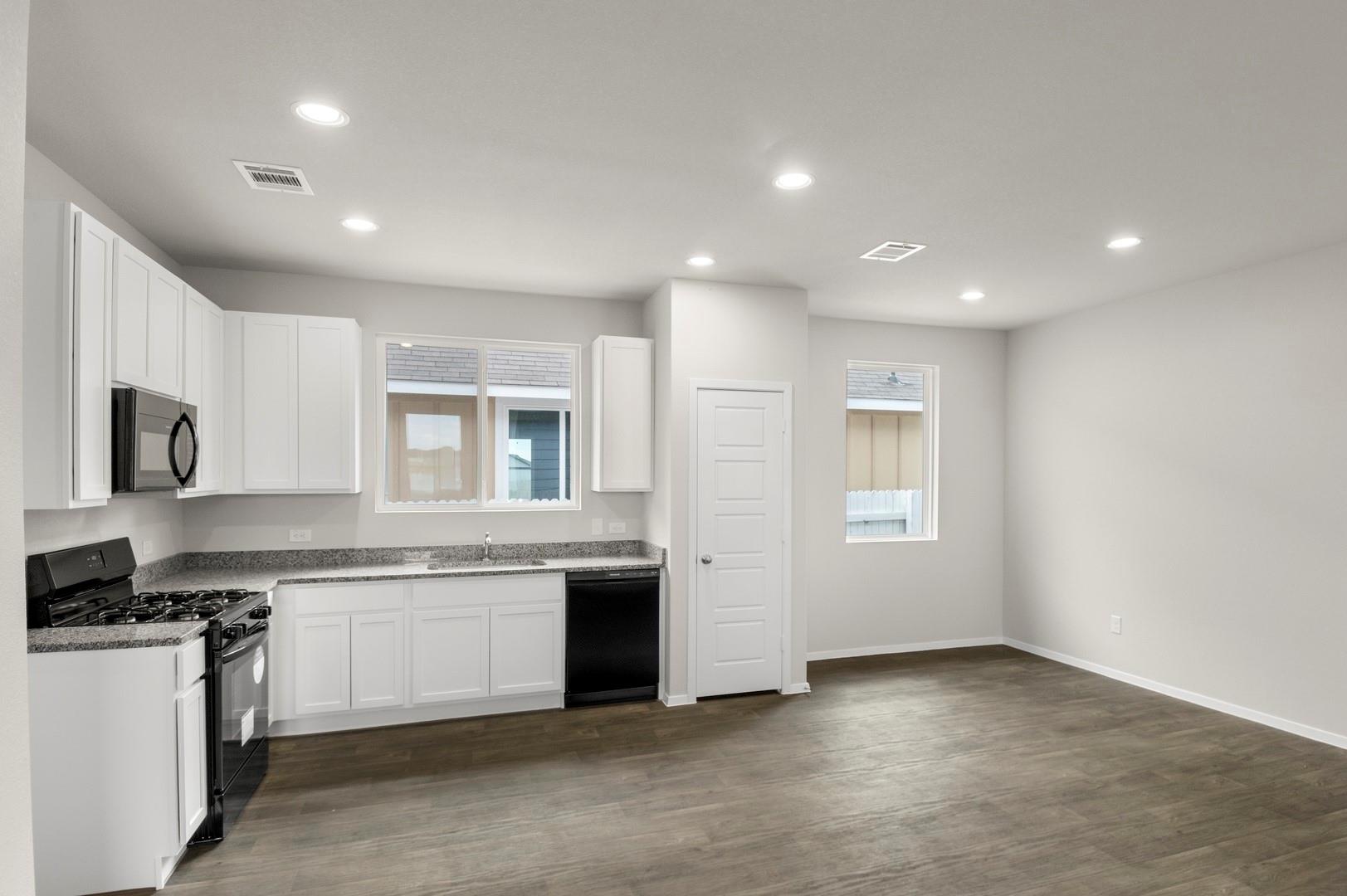 2971 Winding Creek Rd, Kyle, TX 78640