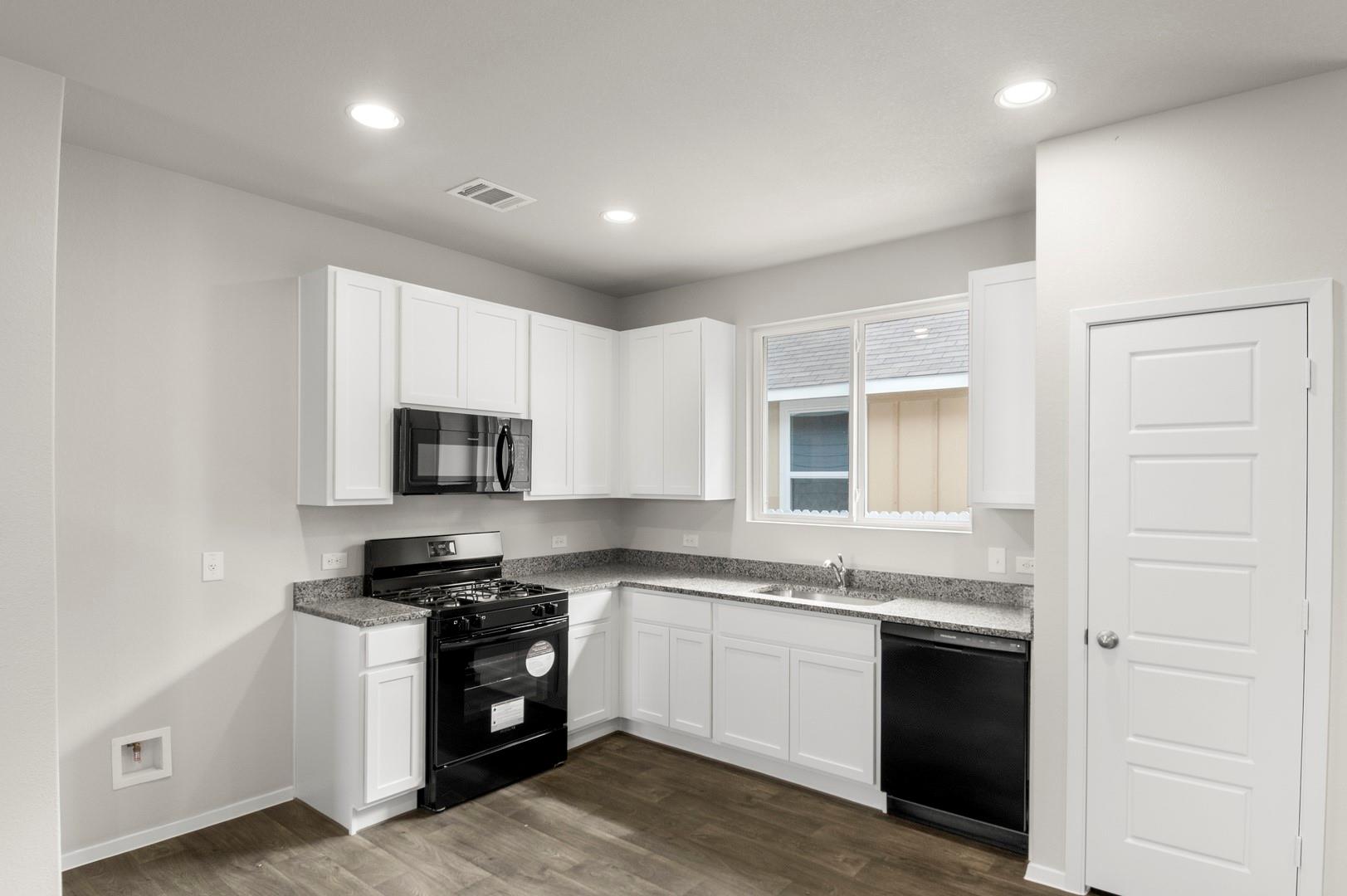 2971 Winding Creek Rd, Kyle, TX 78640