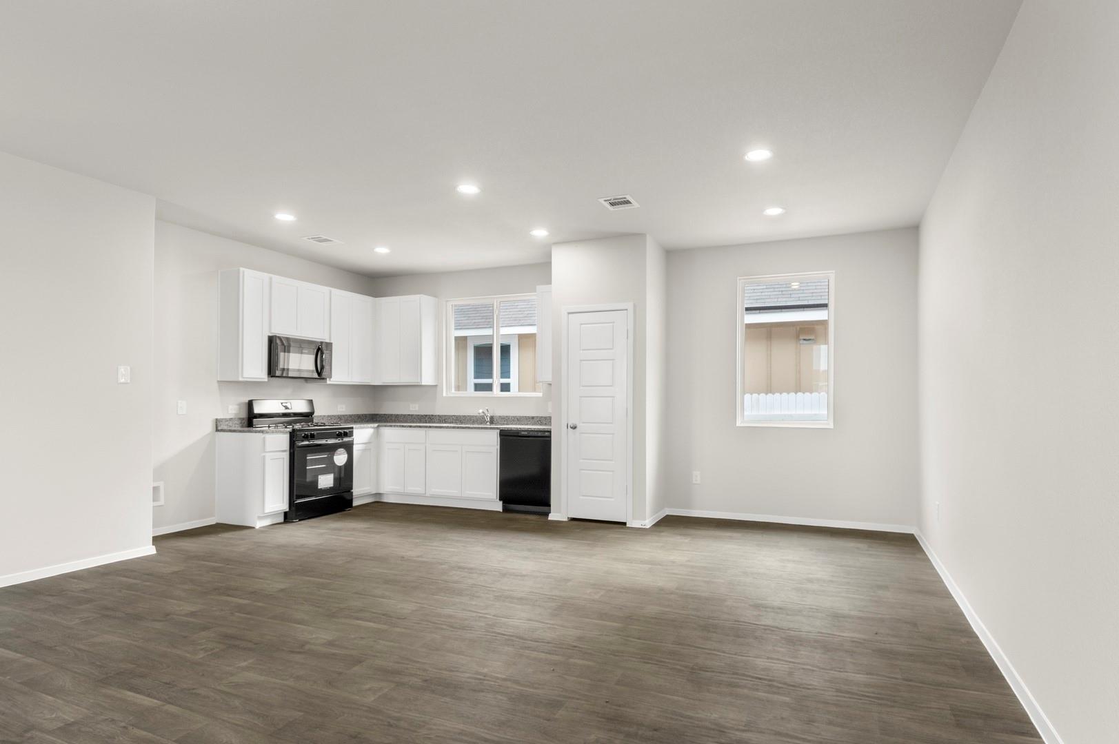 2971 Winding Creek Rd, Kyle, TX 78640