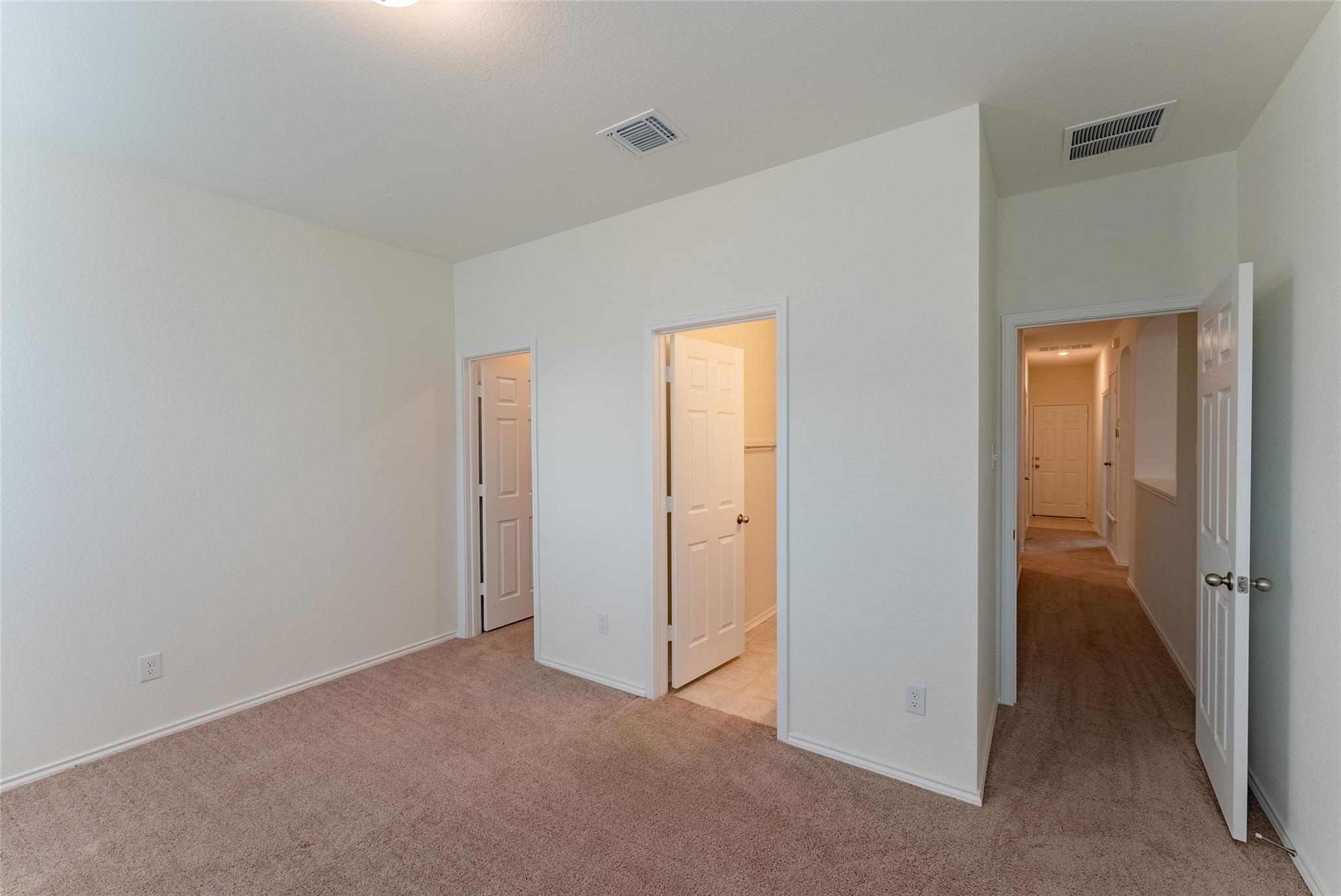 424 Lt Rusty Dr, Jarrell, TX 76537