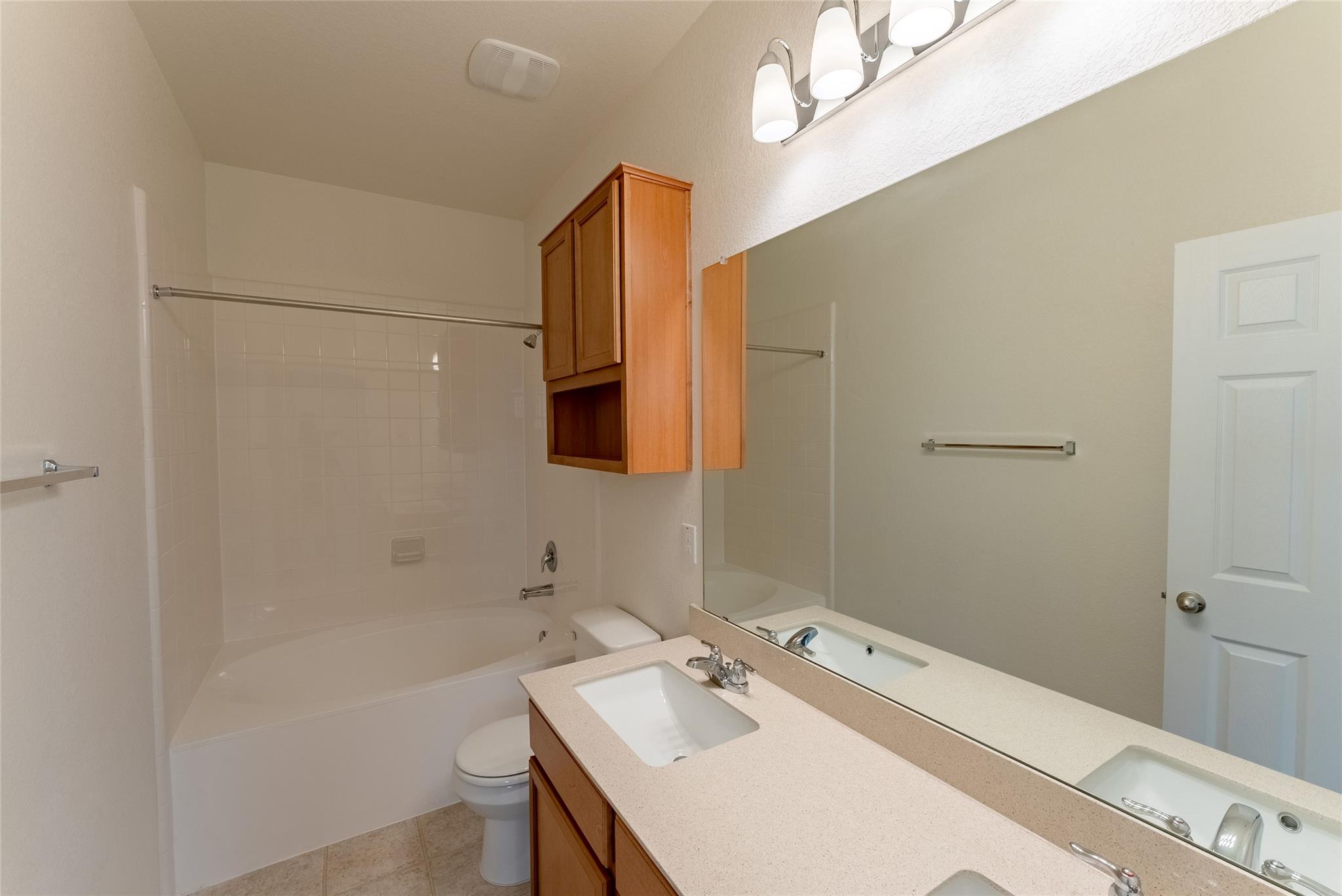 424 Lt Rusty Dr, Jarrell, TX 76537
