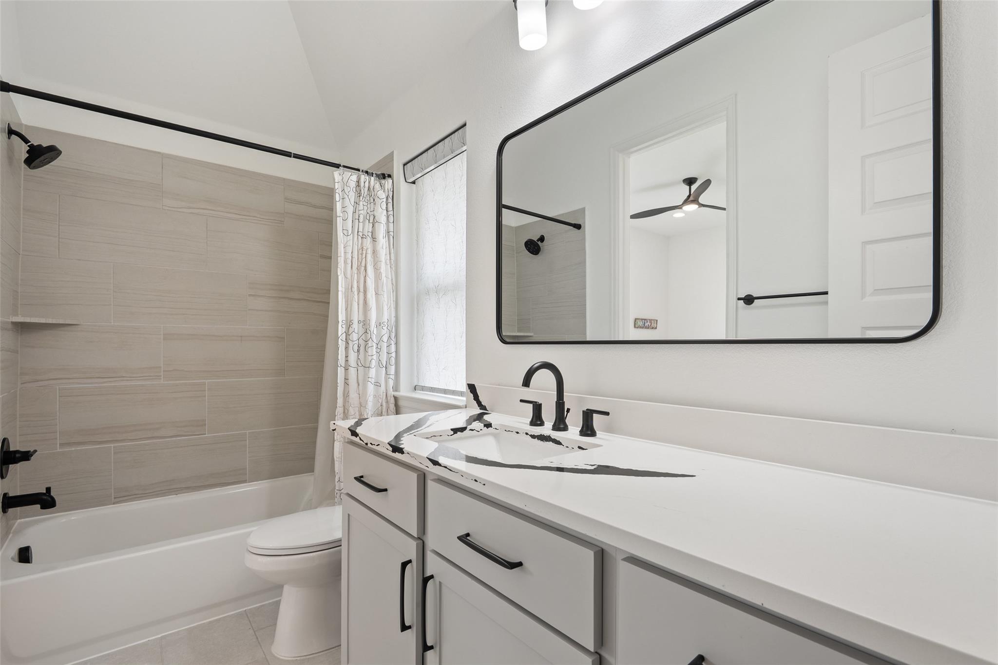 912 Rabbit Brush Rd, Leander, TX 78641