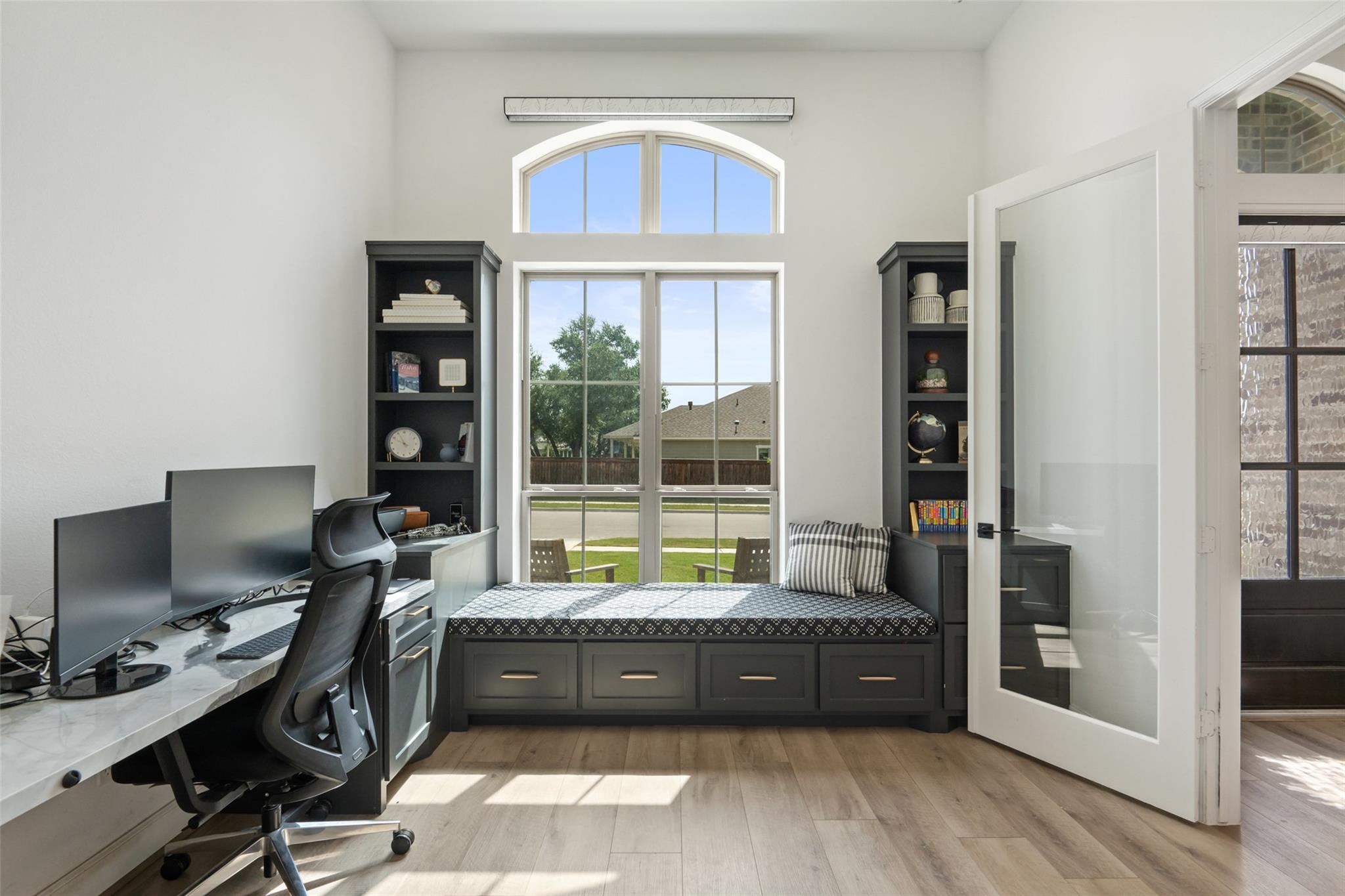 912 Rabbit Brush Rd, Leander, TX 78641