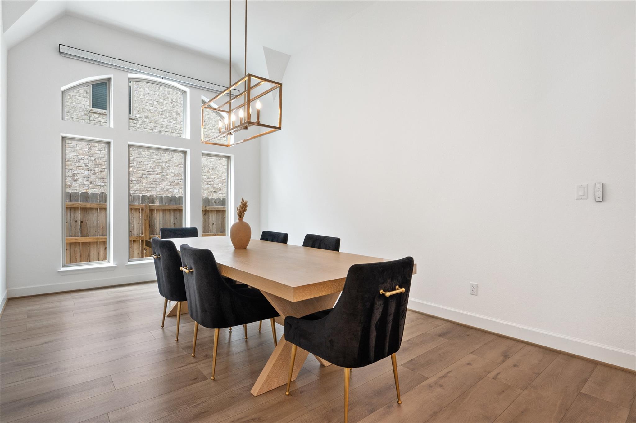 912 Rabbit Brush Rd, Leander, TX 78641