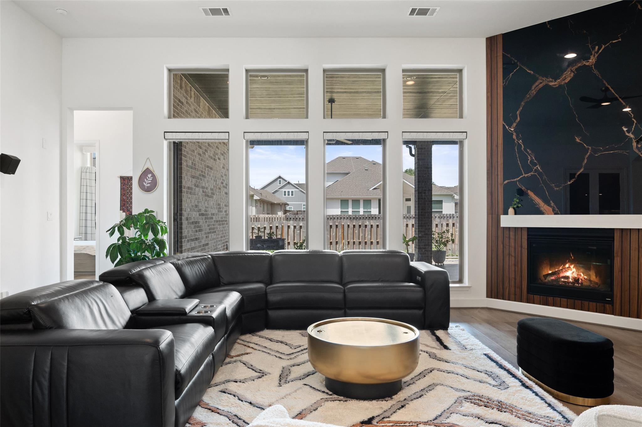 912 Rabbit Brush Rd, Leander, TX 78641