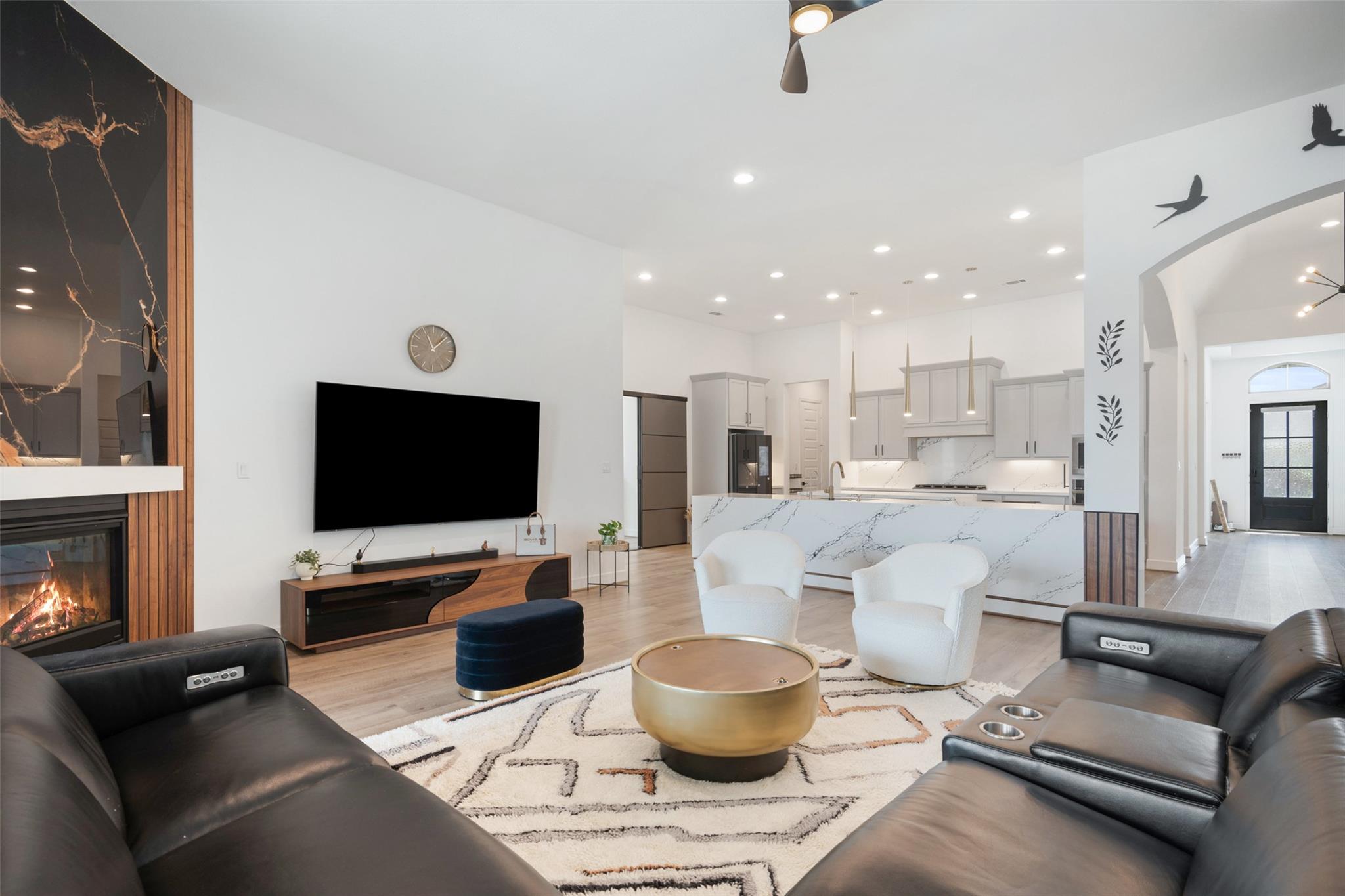 912 Rabbit Brush Rd, Leander, TX 78641