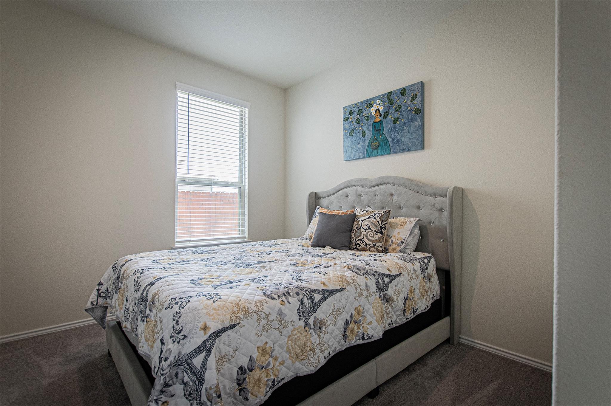 301 The Duke Dr, Jarrell, TX 76537