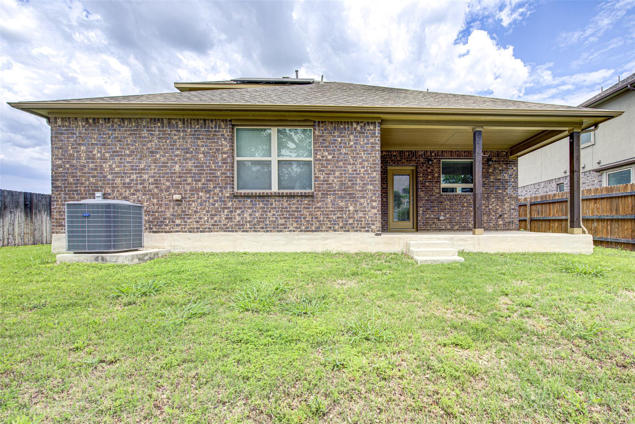 2617 Bowen St, Leander, TX 78641
