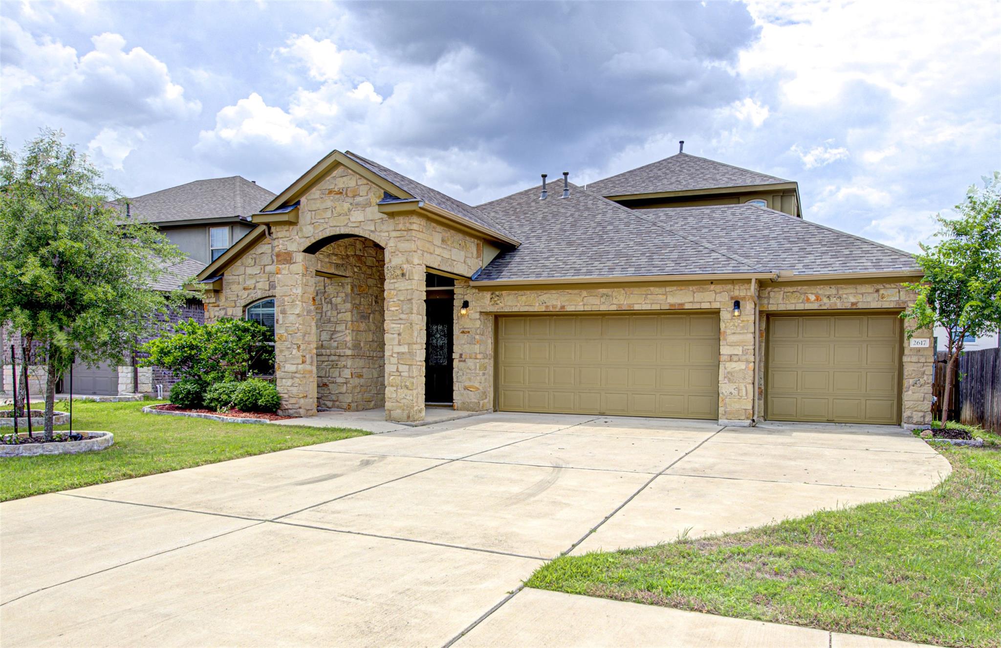 2617 Bowen St, Leander, TX 78641