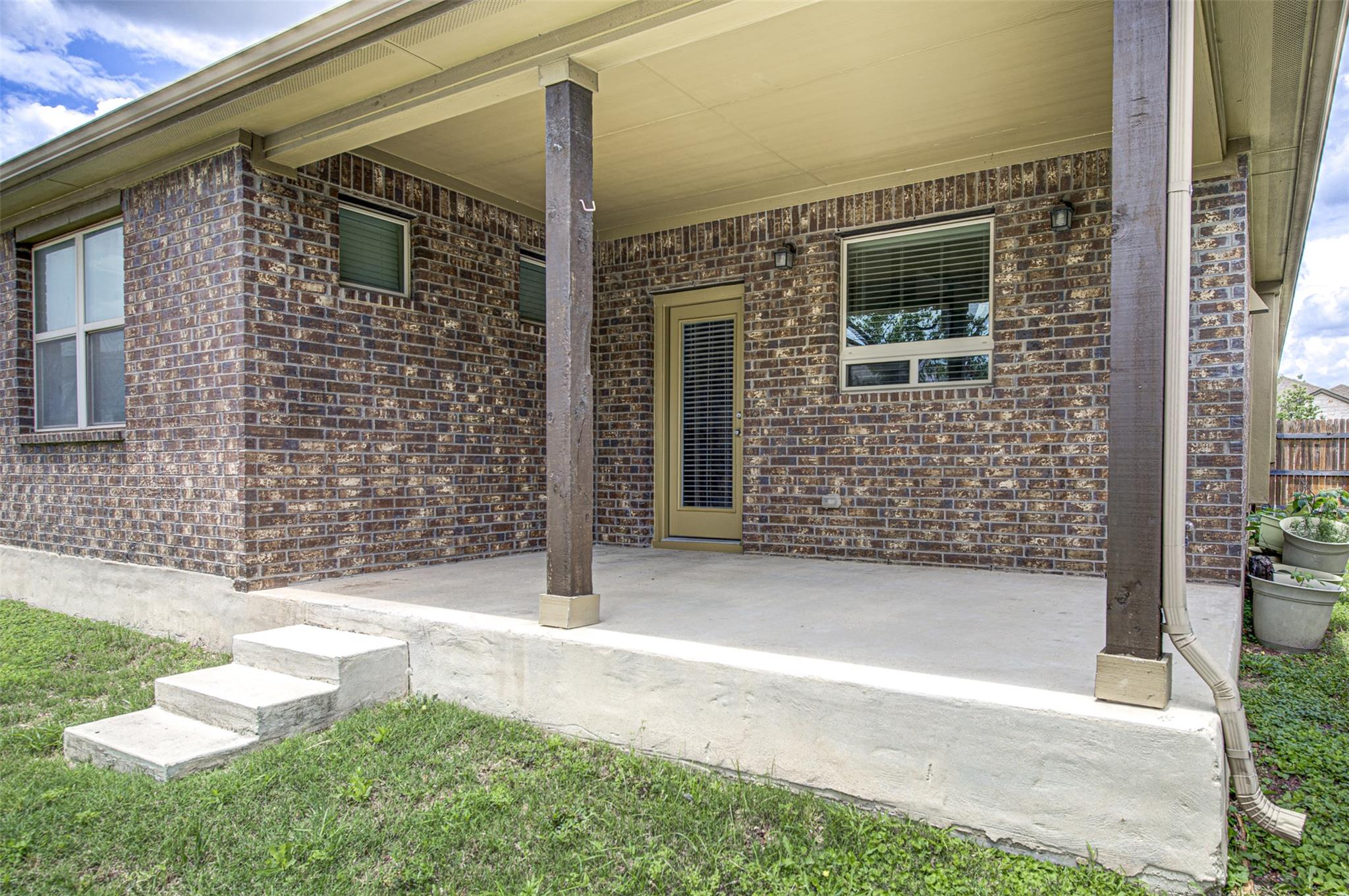 2617 Bowen St, Leander, TX 78641