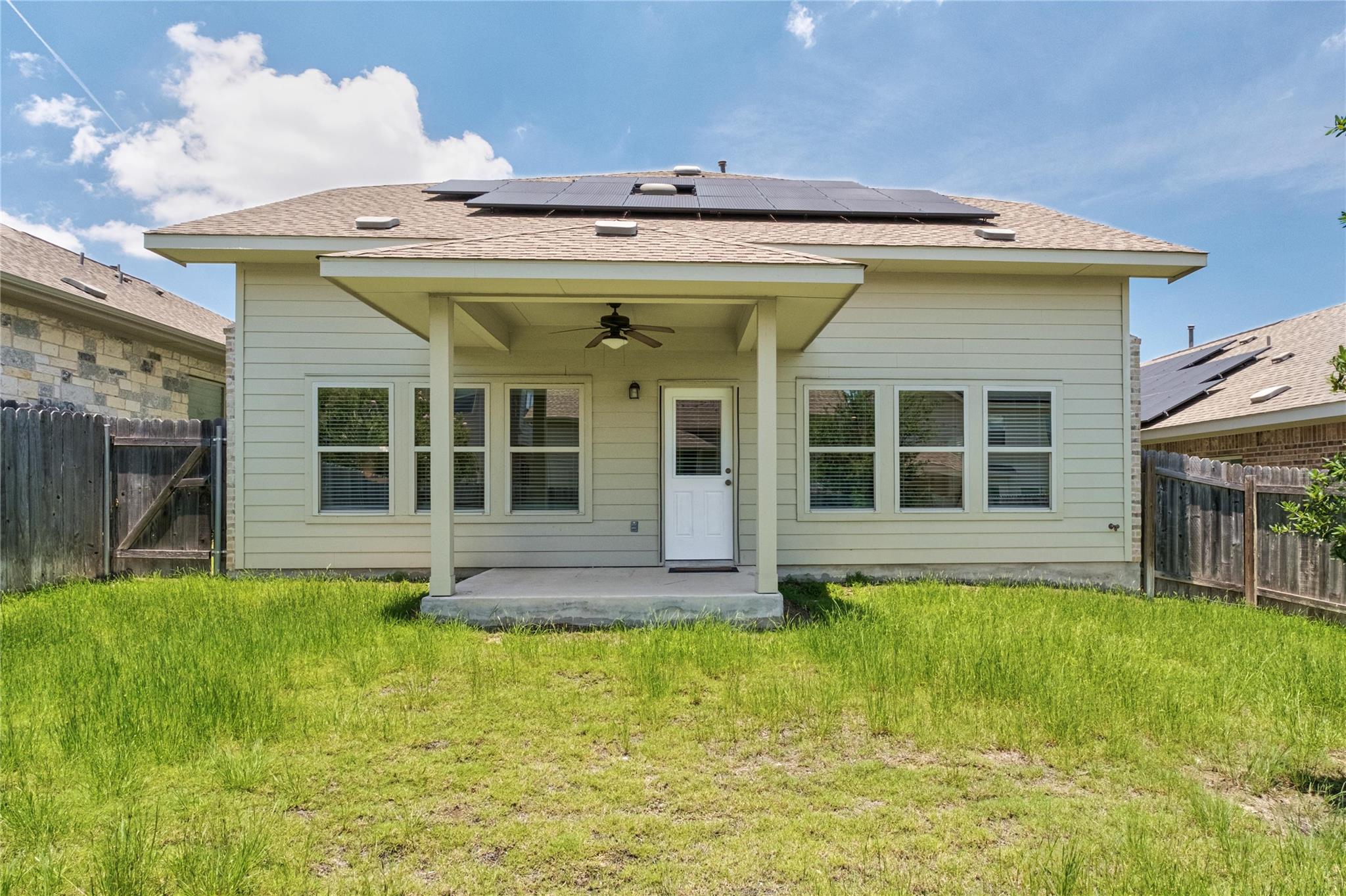 14001 Madrigal Ln, Pflugerville, TX 78660