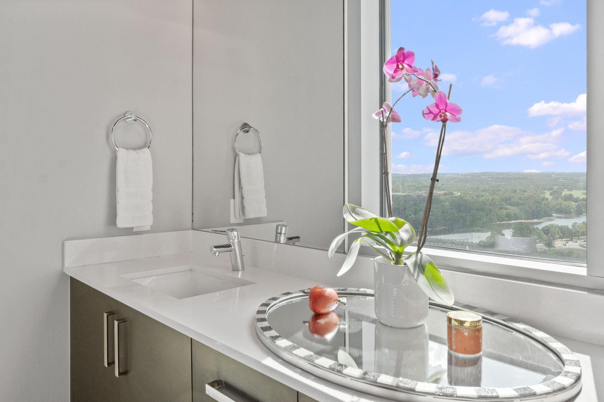 222 West Ave # 1701, Austin, TX 78701