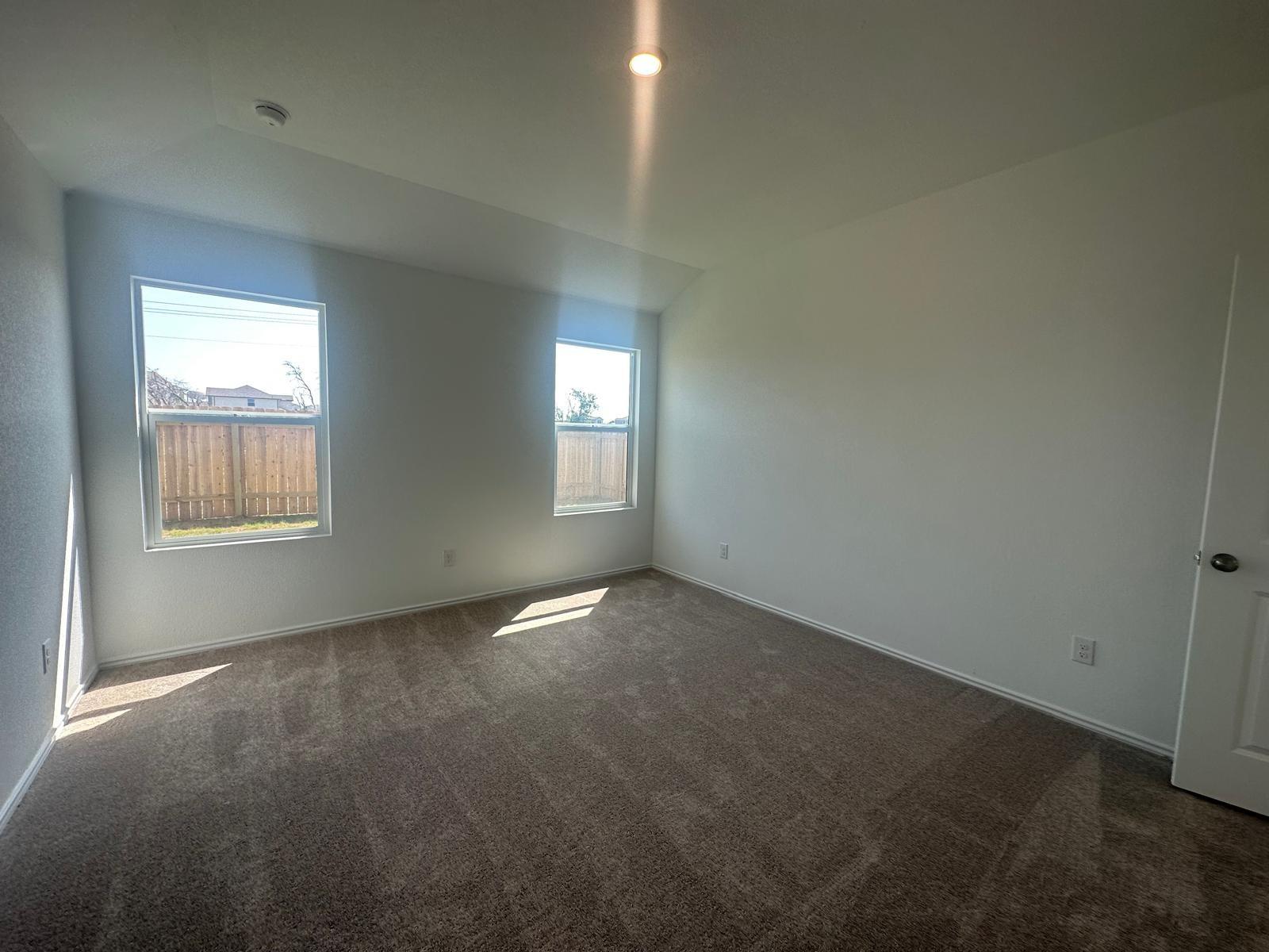 453 Alamito Ave, Kyle, TX 78640