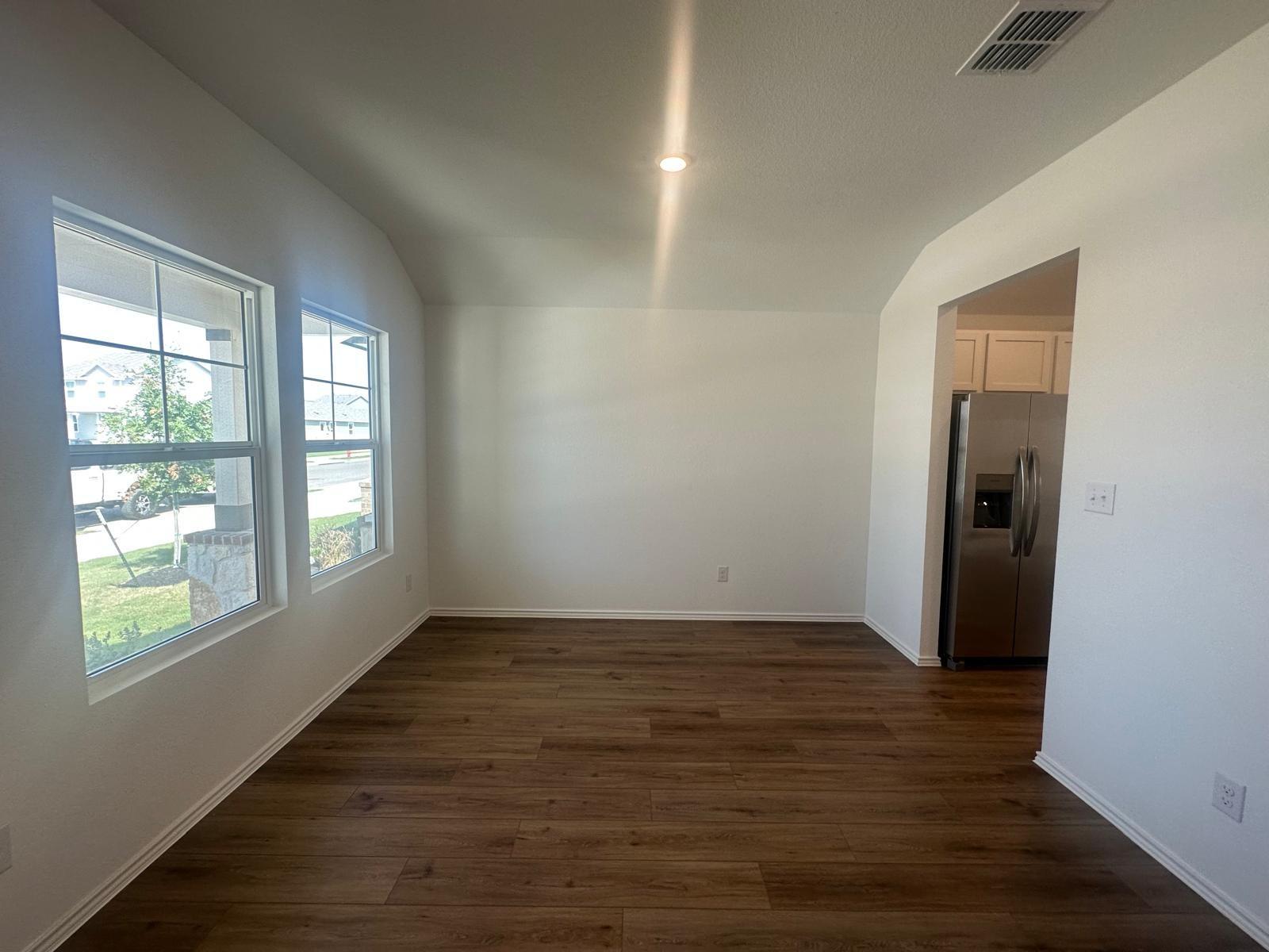 453 Alamito Ave, Kyle, TX 78640