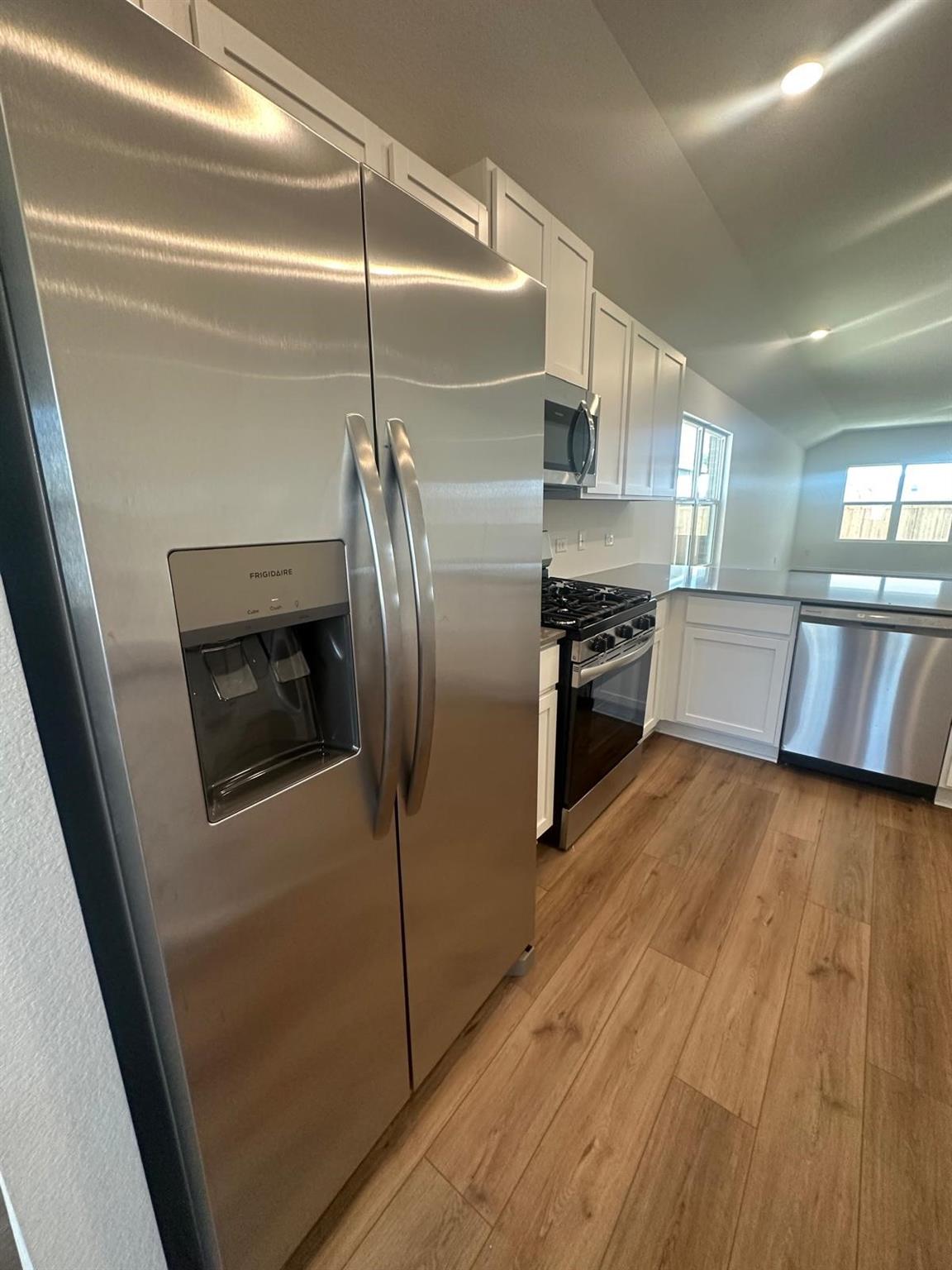 453 Alamito Ave, Kyle, TX 78640