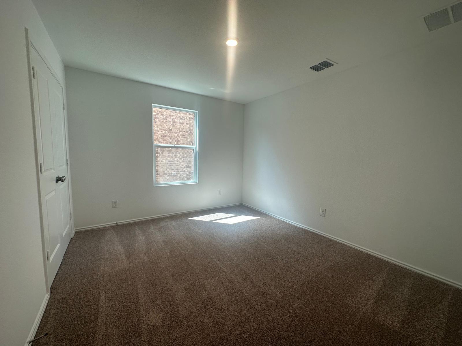453 Alamito Ave, Kyle, TX 78640