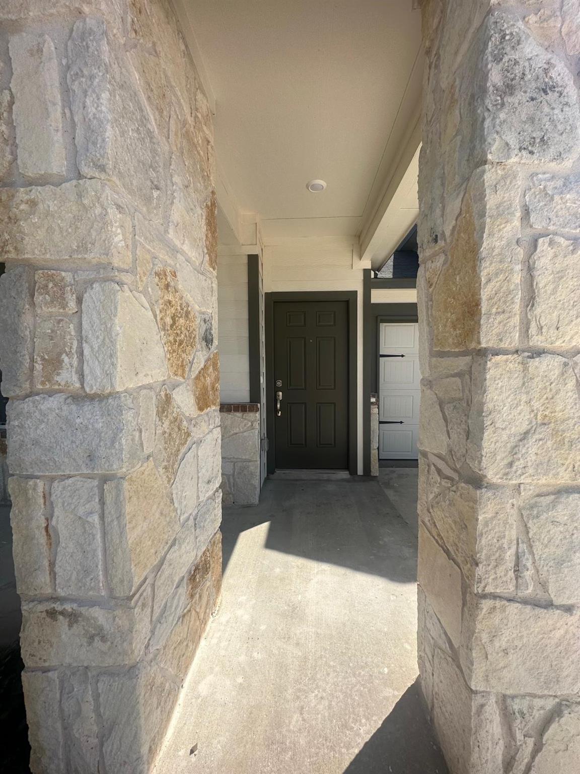 453 Alamito Ave, Kyle, TX 78640