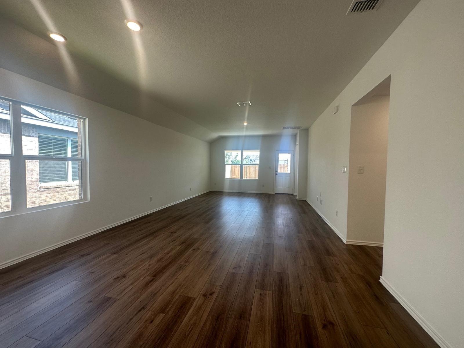 453 Alamito Ave, Kyle, TX 78640