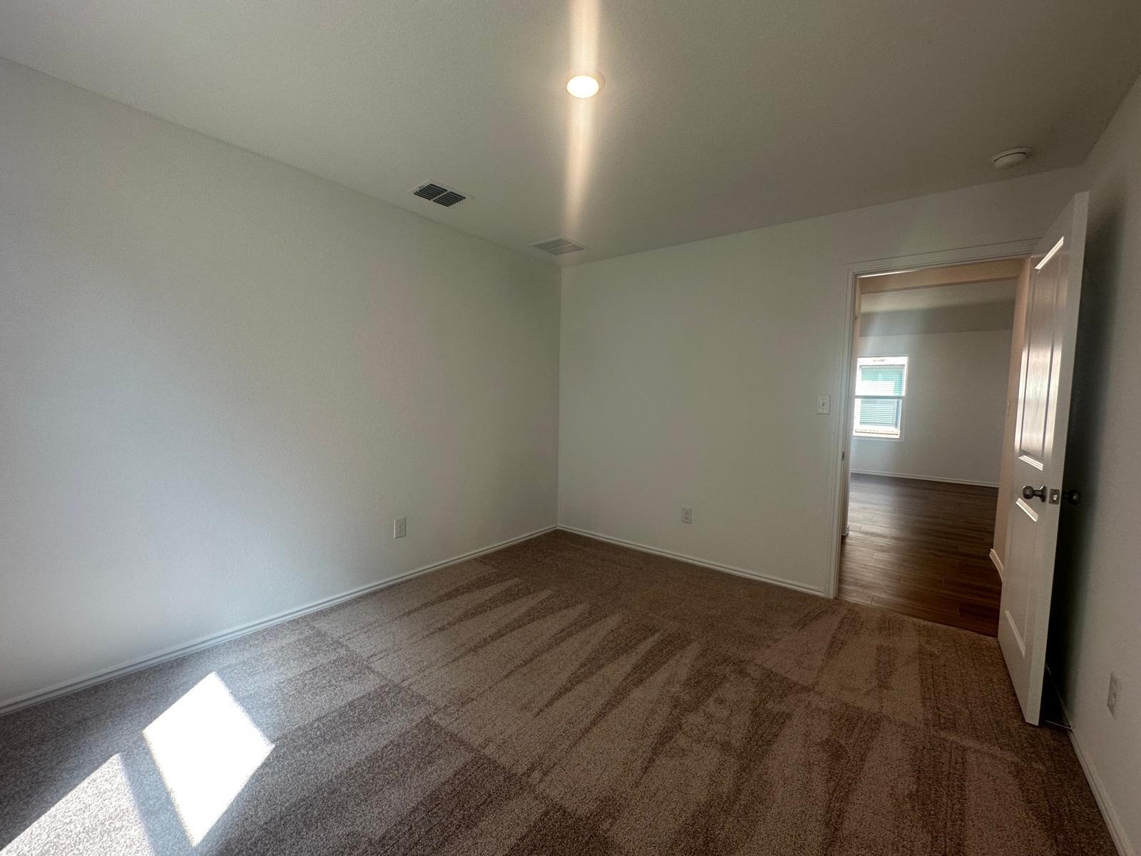 453 Alamito Ave, Kyle, TX 78640
