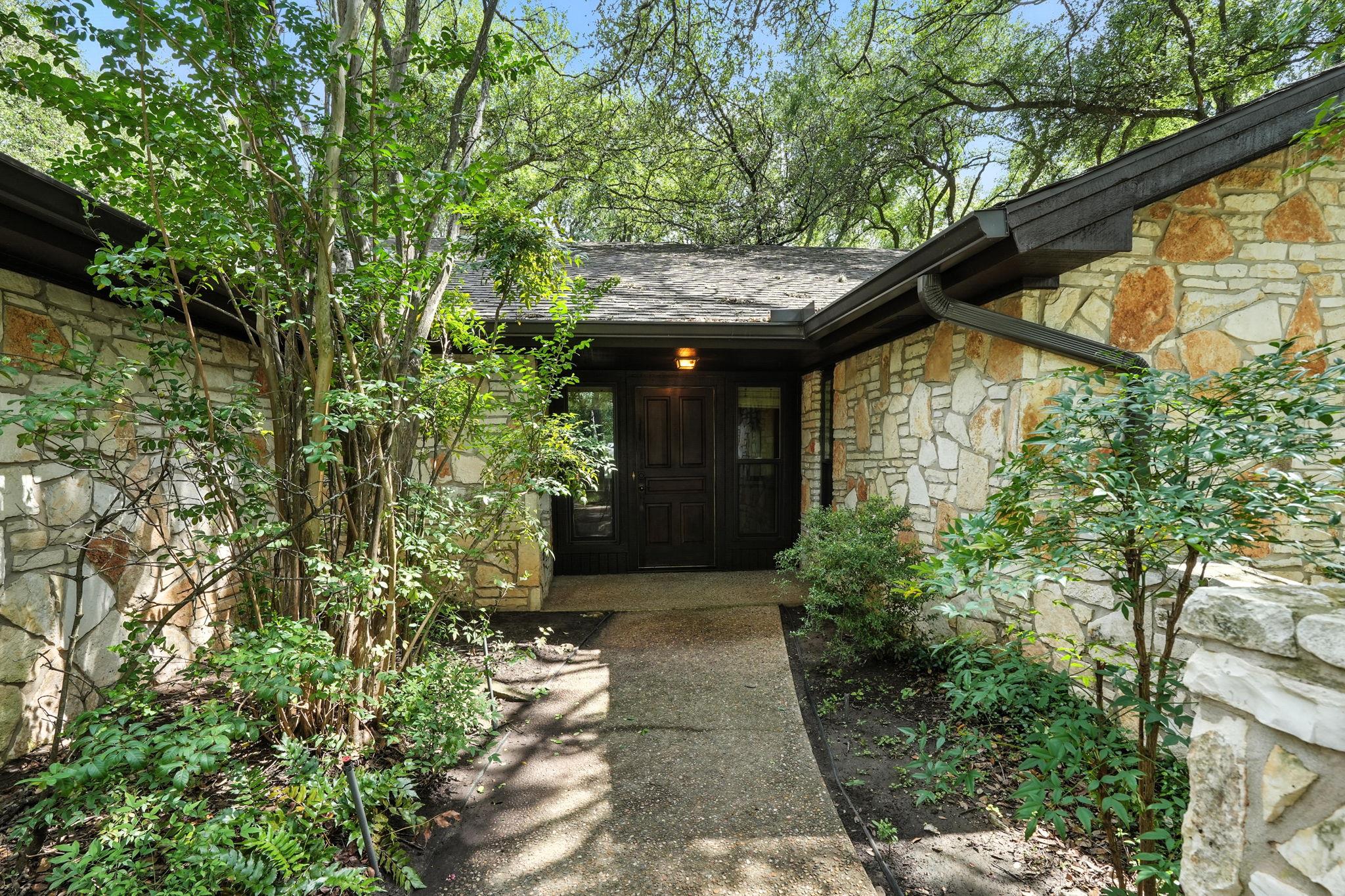 9107 Cedar Crest Dr, Austin, TX 78750