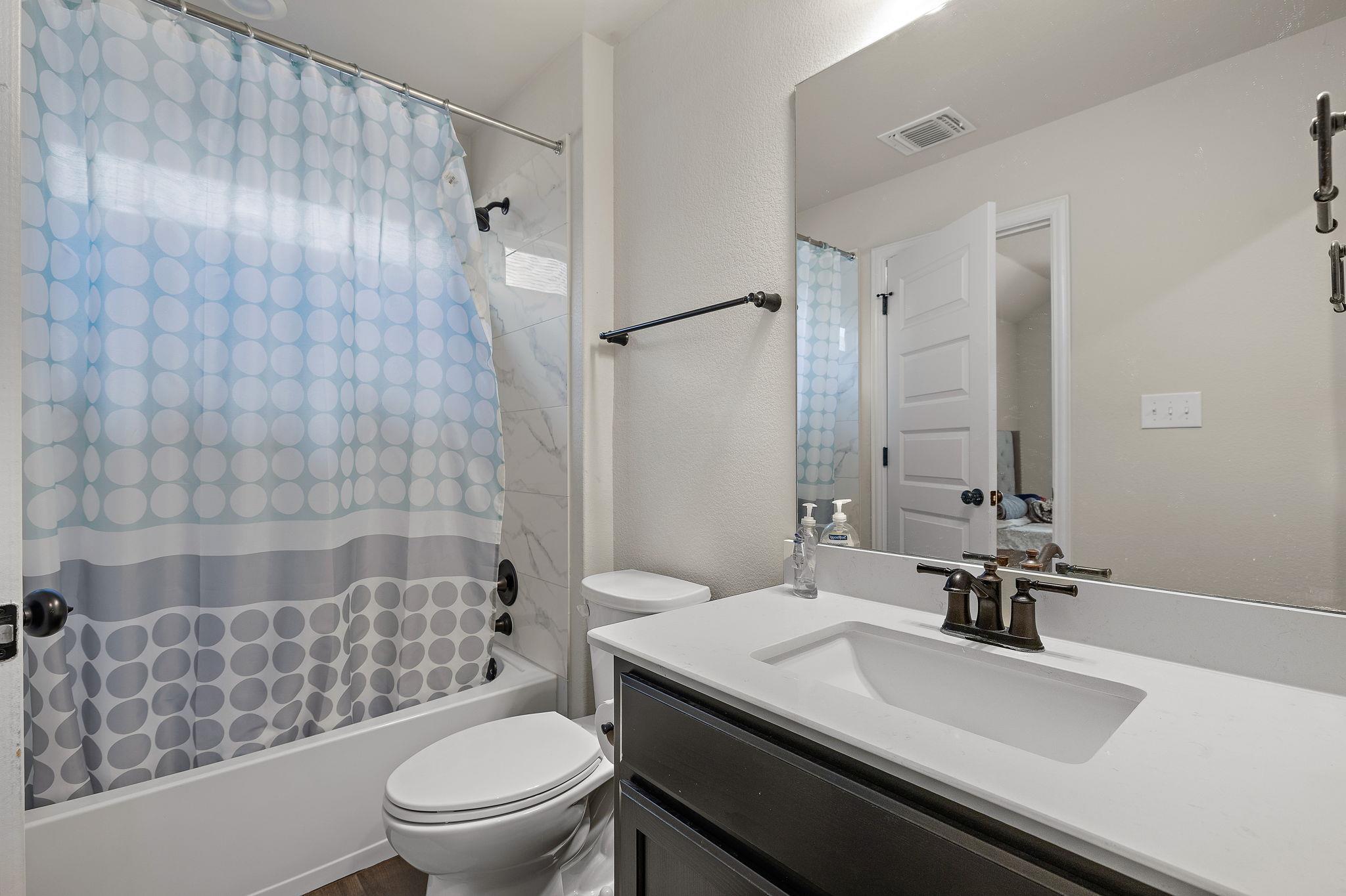 2433 Roaring River Trl, Leander, TX 78641