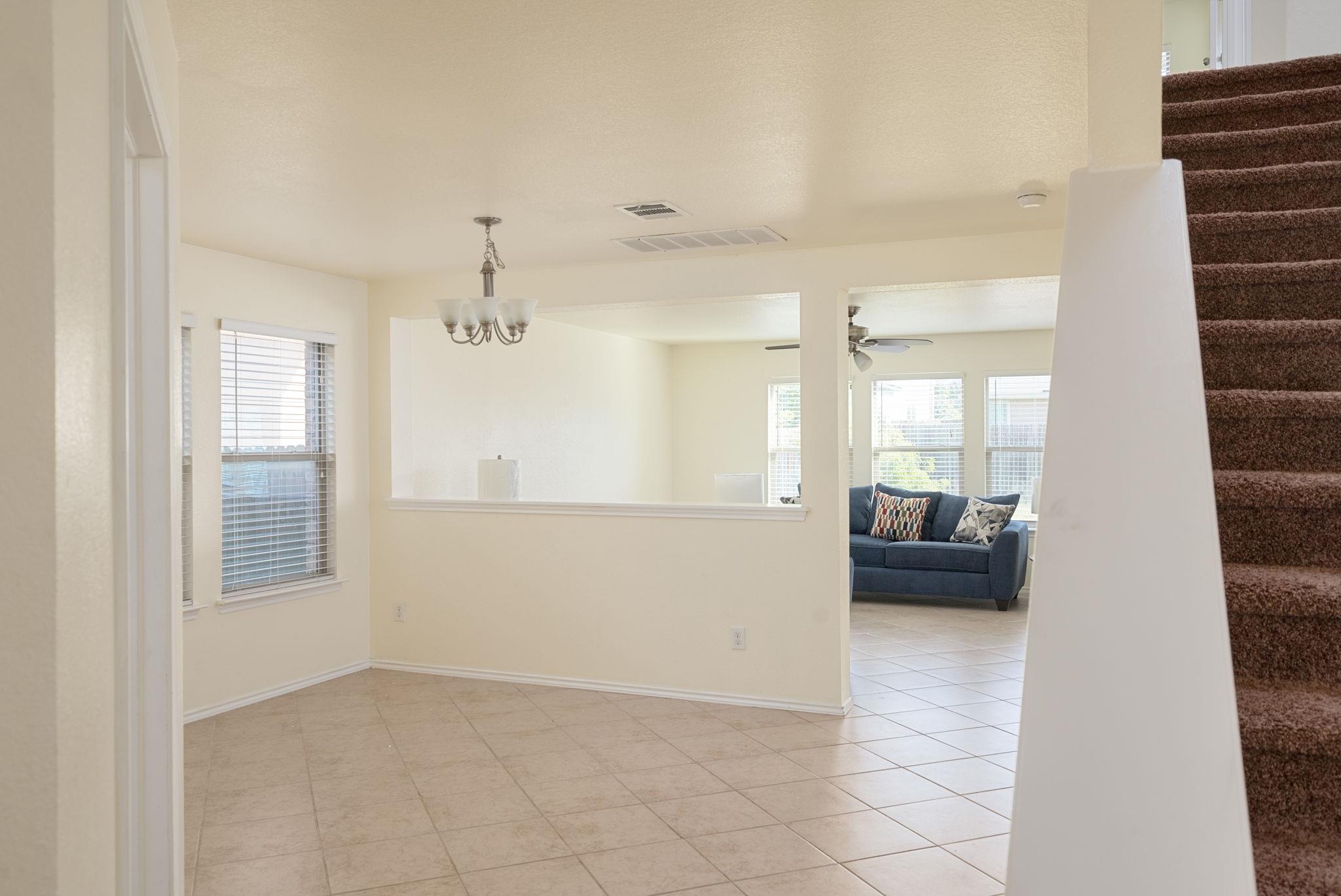 1012 Oatmeal Dr, Pflugerville, TX 78660