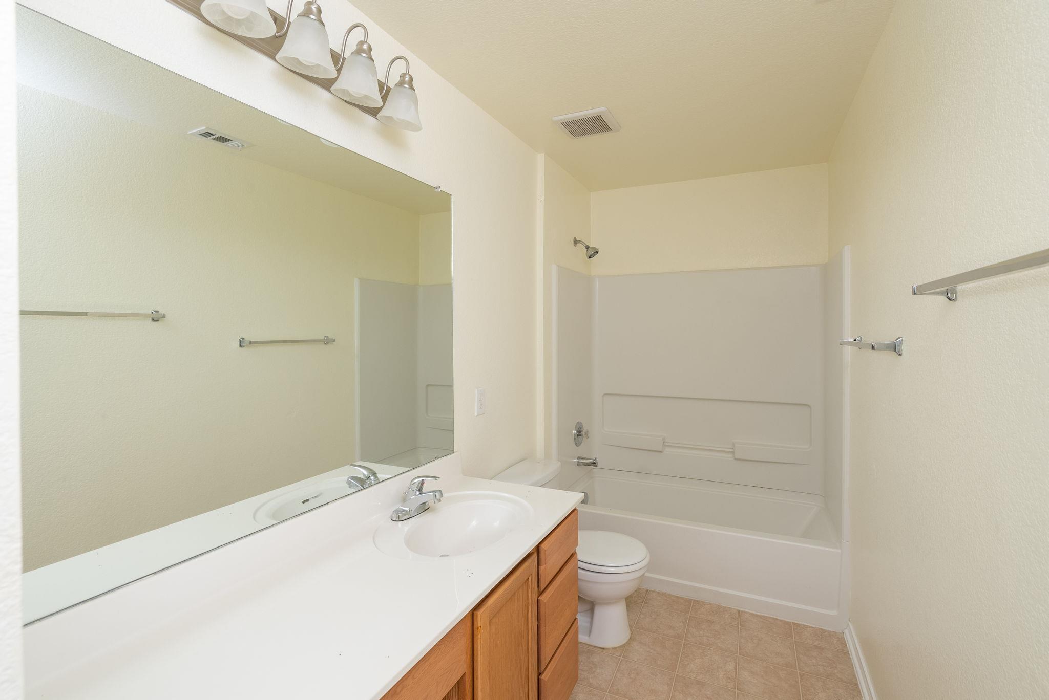 1012 Oatmeal Dr, Pflugerville, TX 78660