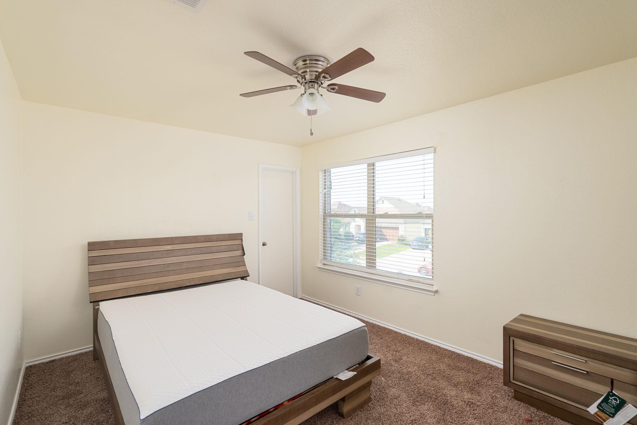 1012 Oatmeal Dr, Pflugerville, TX 78660