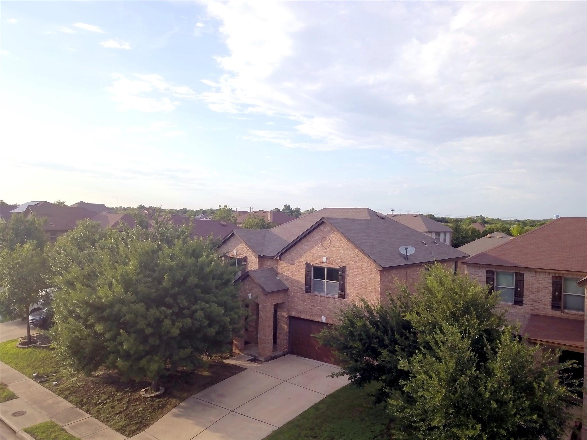 1012 Oatmeal Dr, Pflugerville, TX 78660