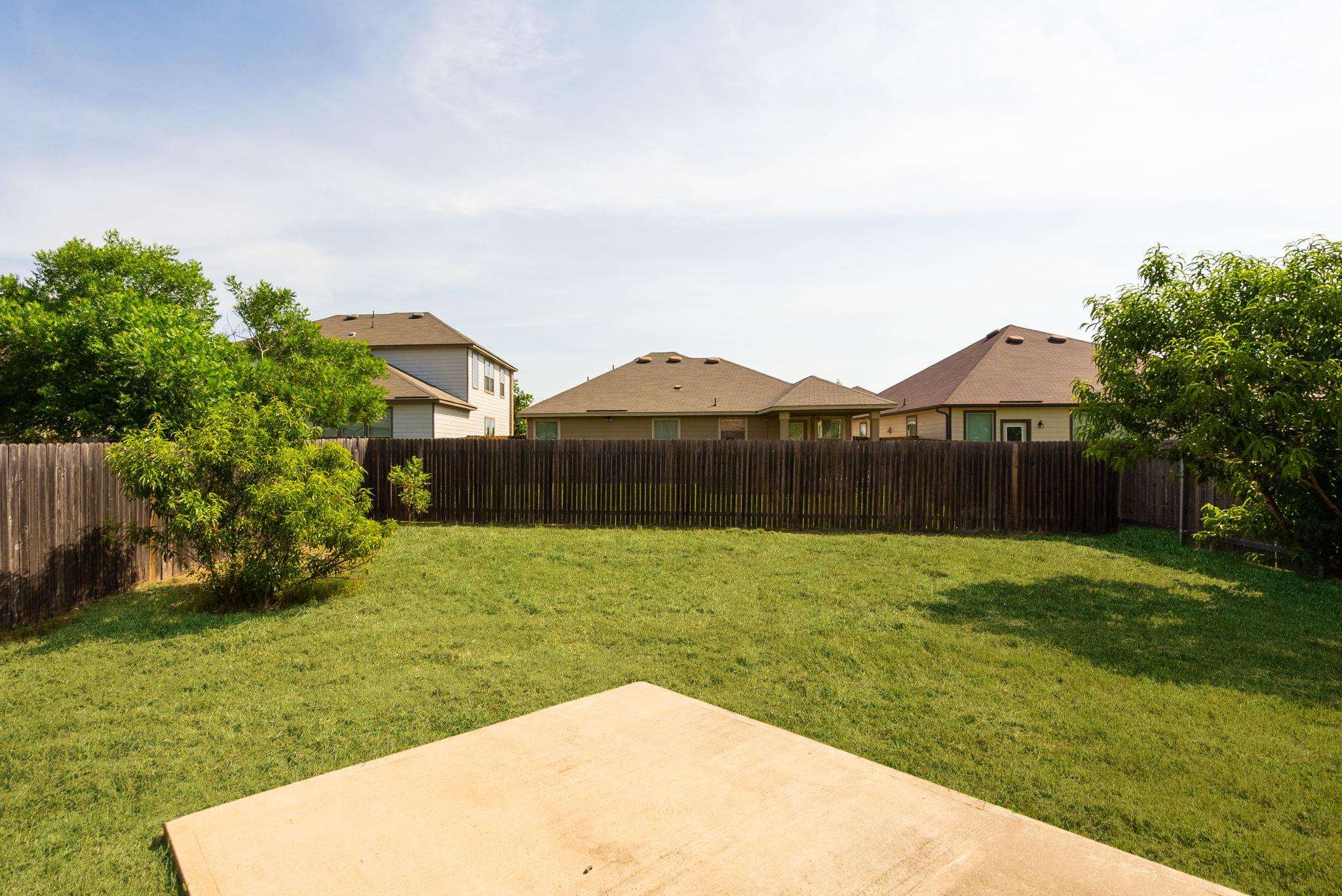 1012 Oatmeal Dr, Pflugerville, TX 78660
