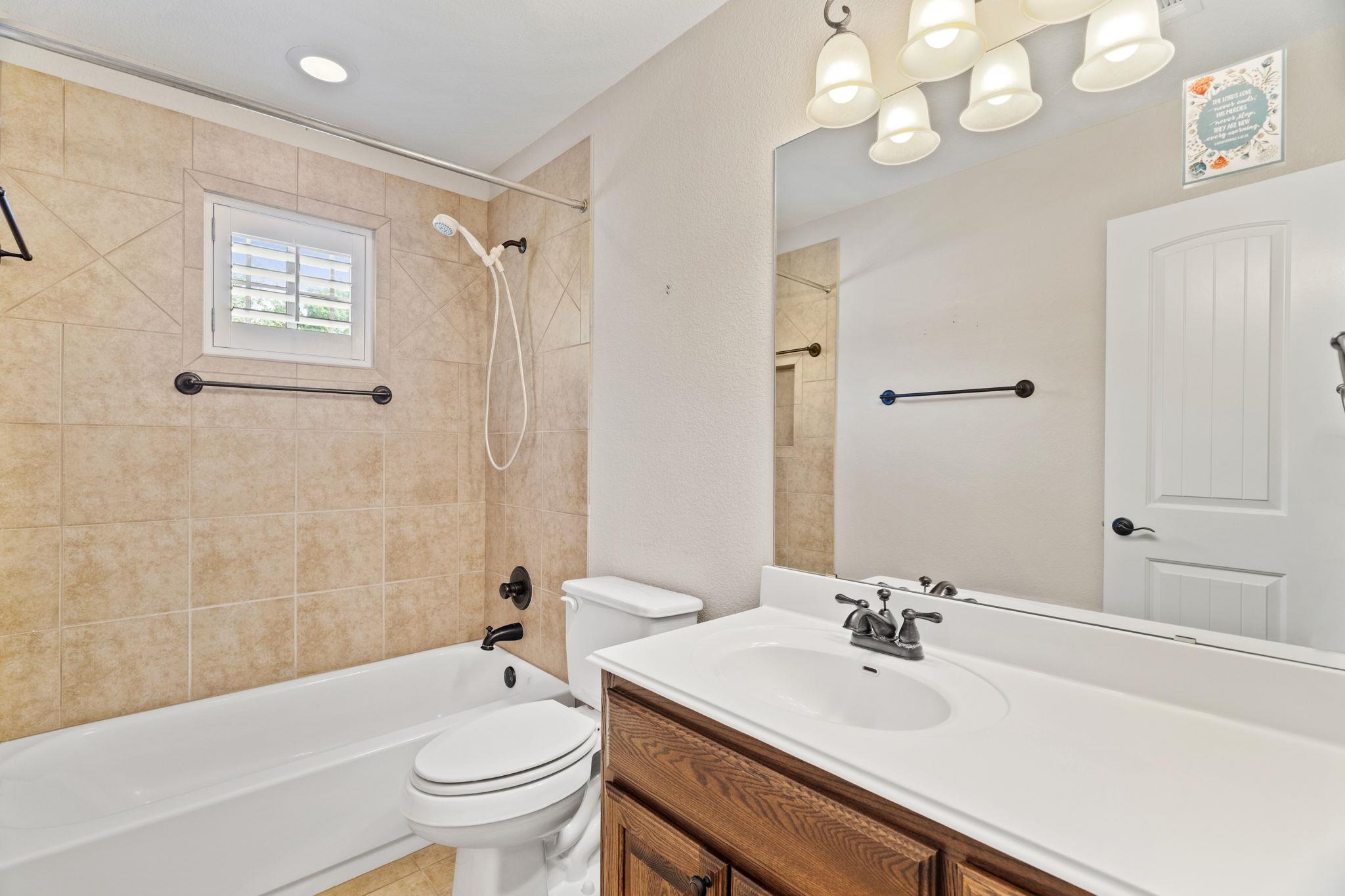 1403 Adam Ave, Burnet, TX 78611