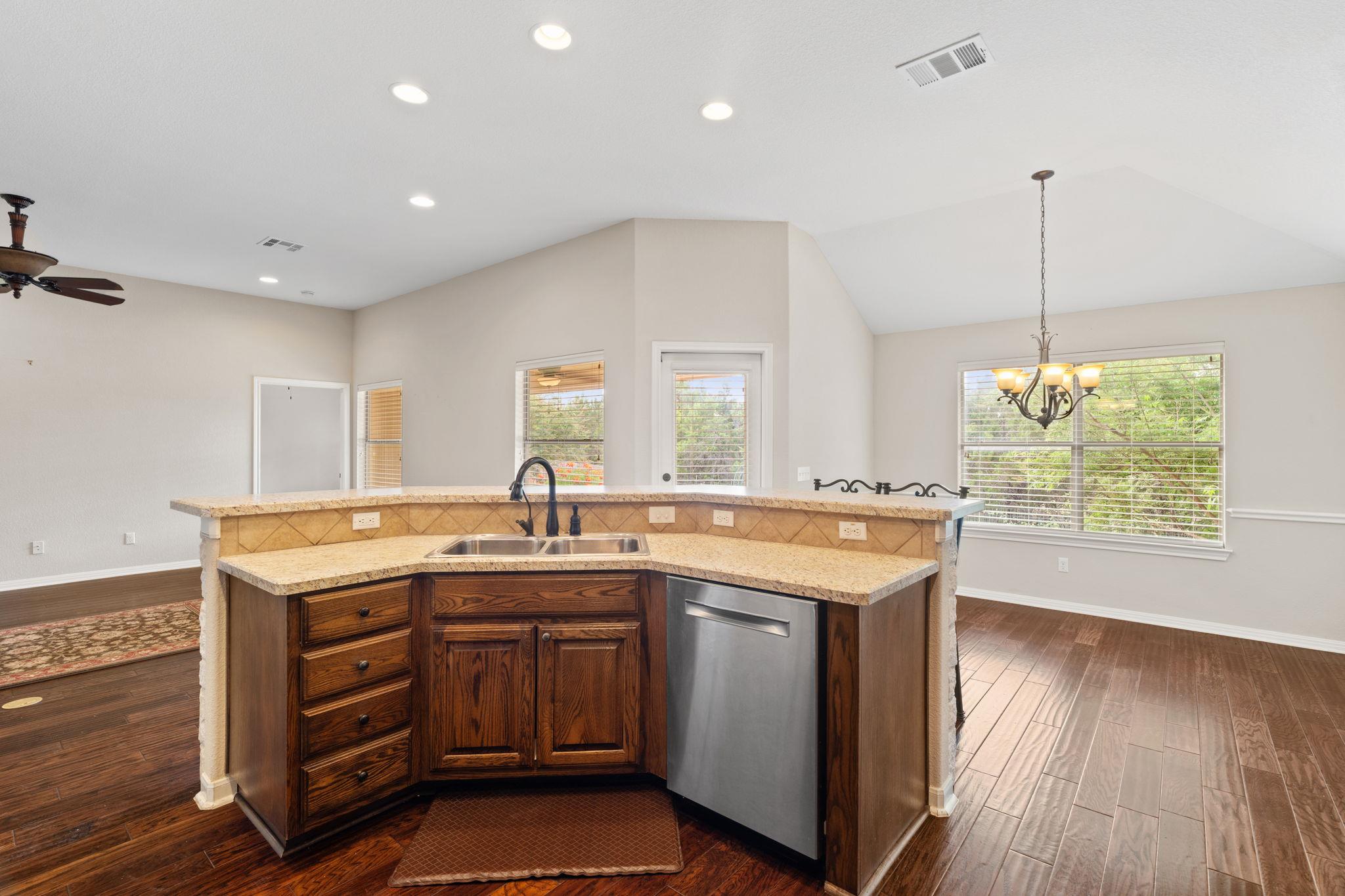 1403 Adam Ave, Burnet, TX 78611