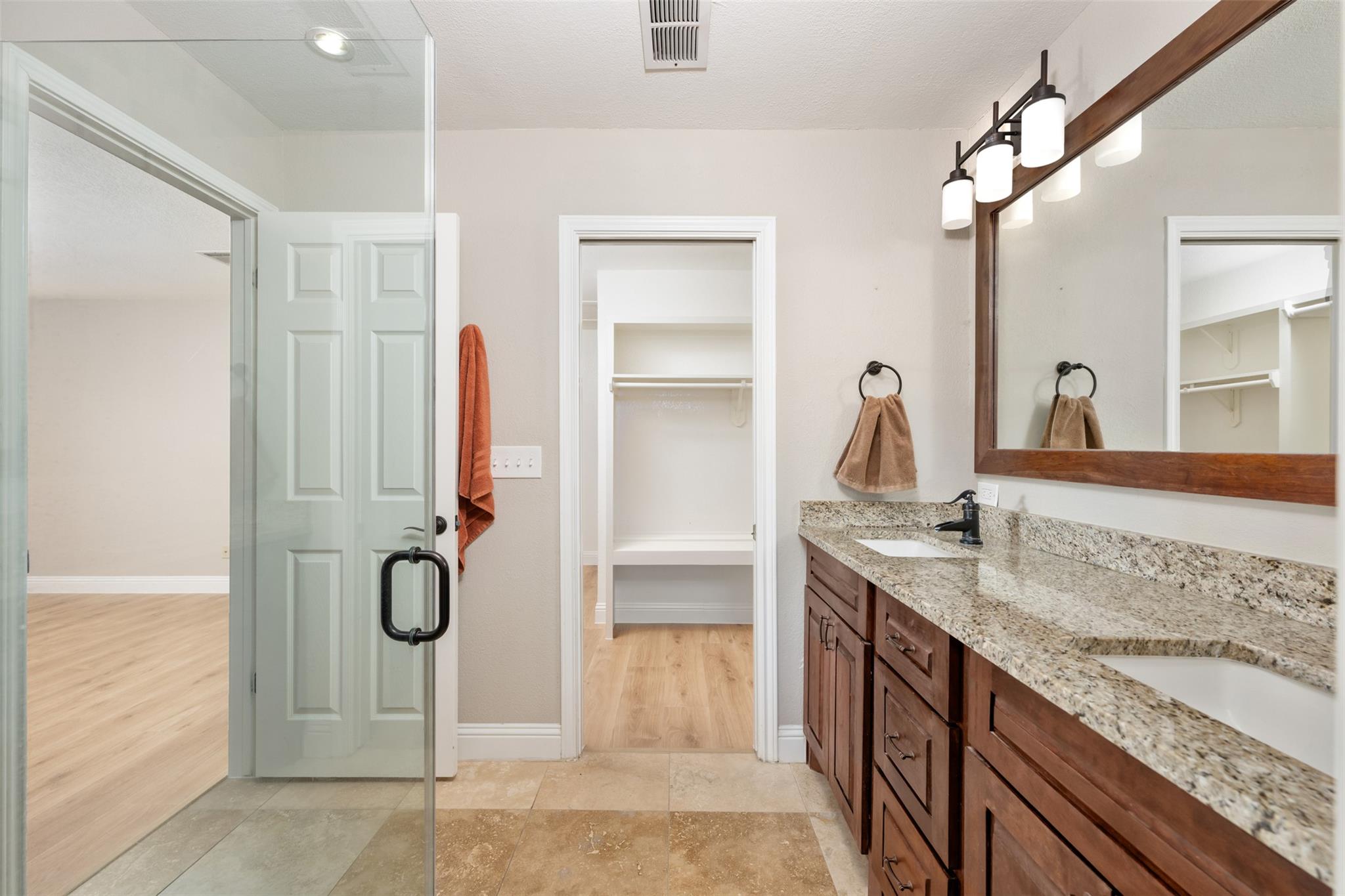 315 Comet, Lakeway, TX 78734