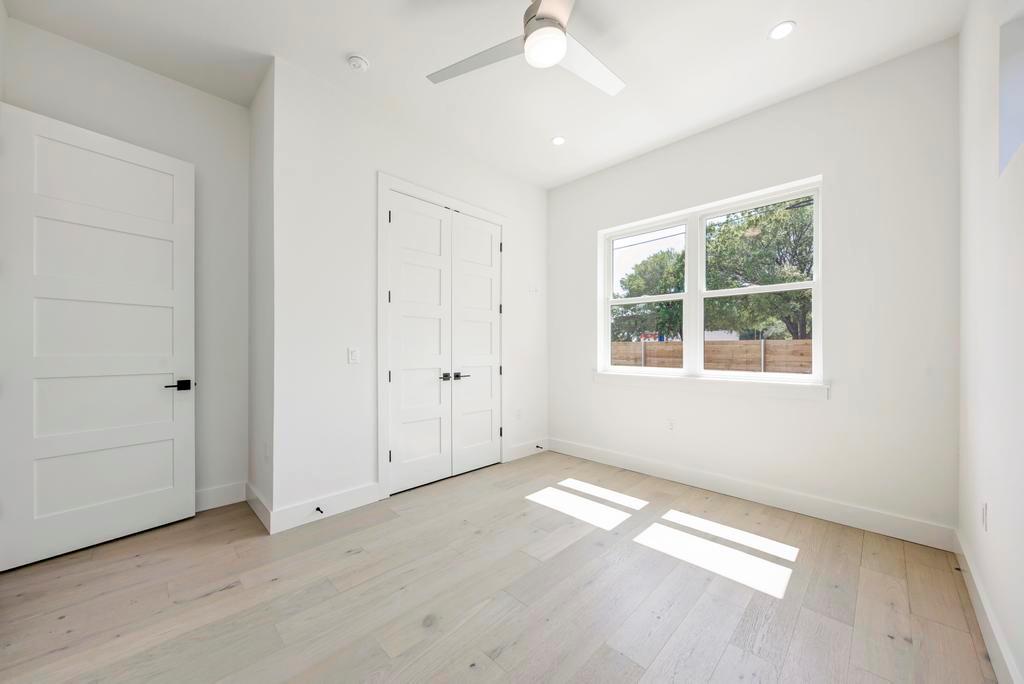 200 Tillery Sq # 1, Austin, TX 78702